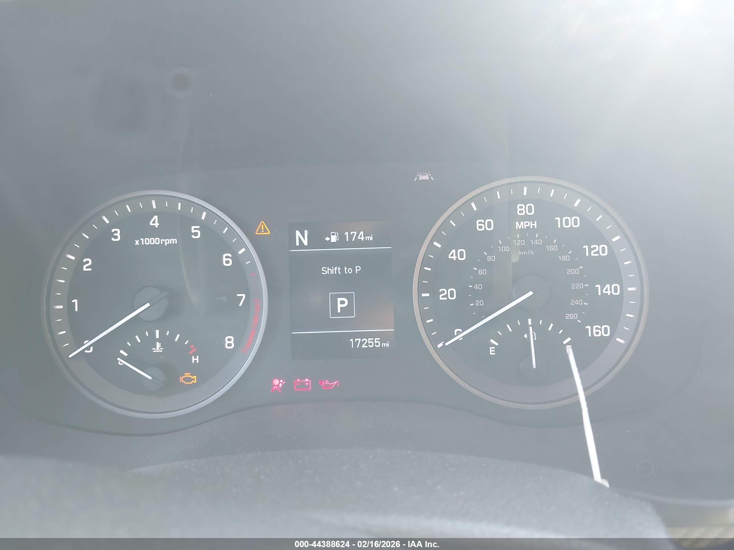 HYUNDAI TUCSON image 7