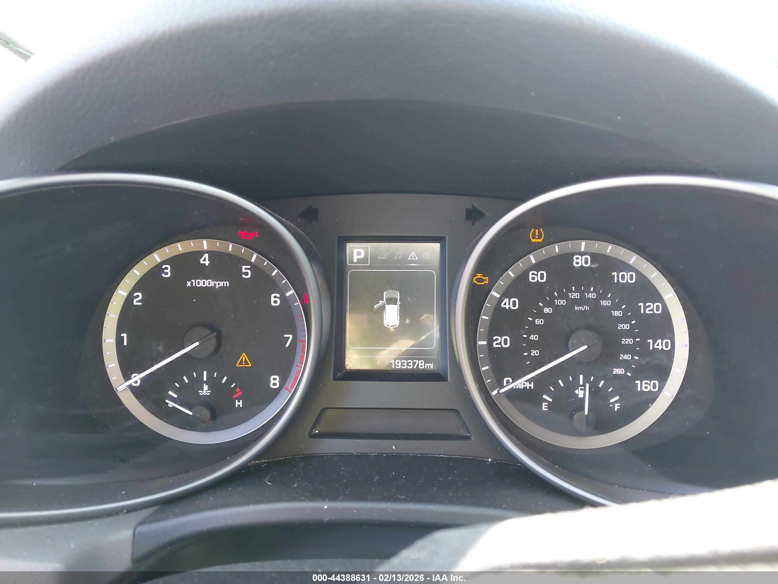 HYUNDAI SANTA image 7