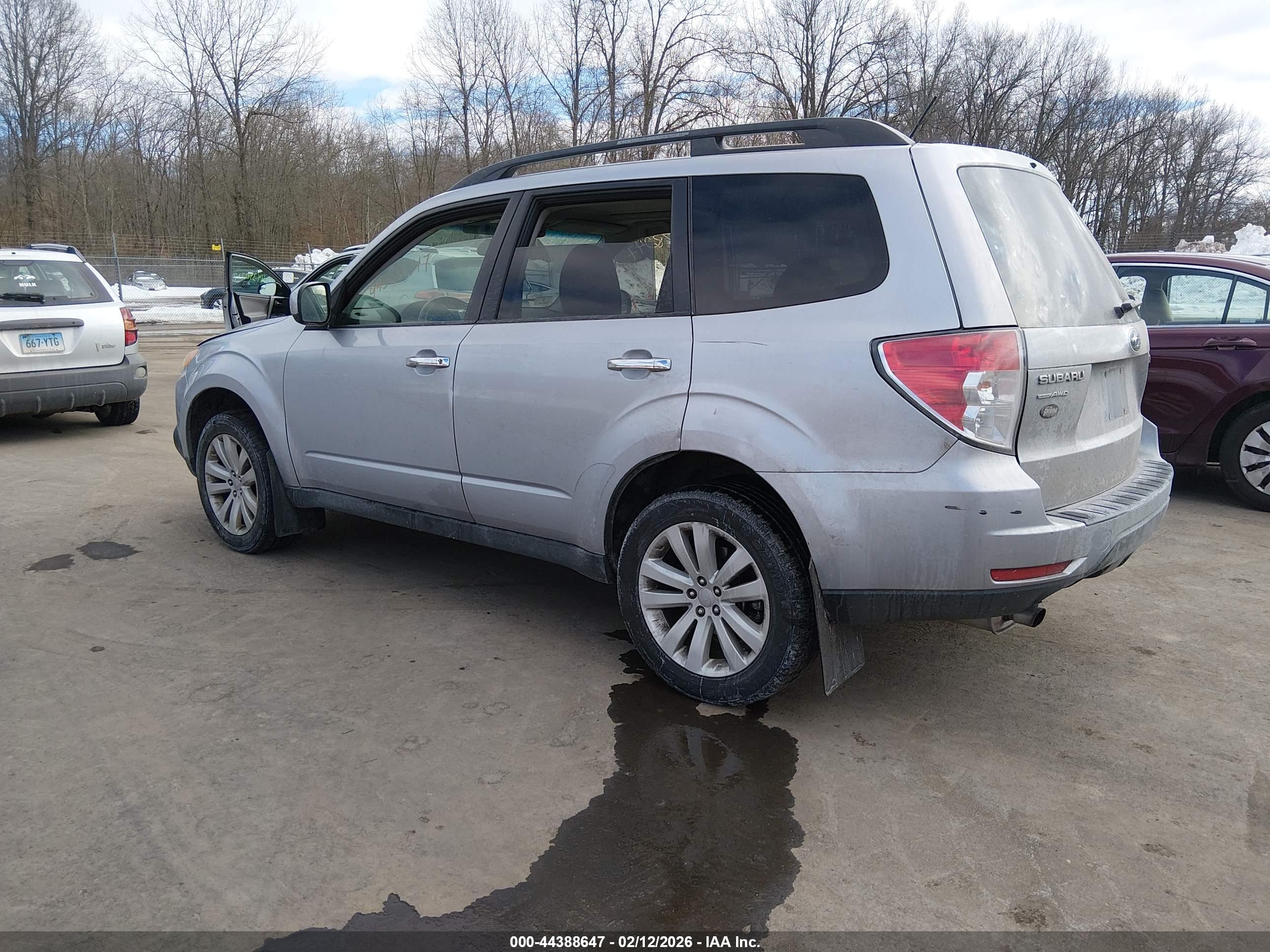 SUBARU FORESTER image 3