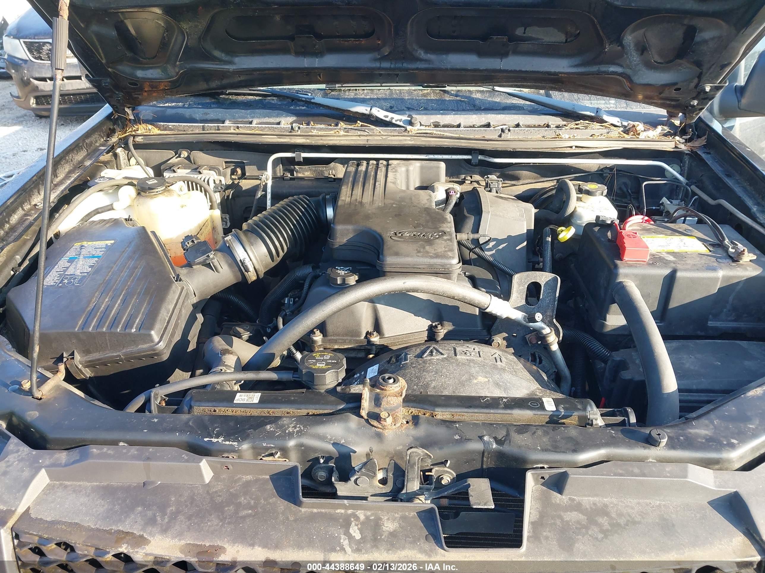 CHEVROLET COLORADO image 10