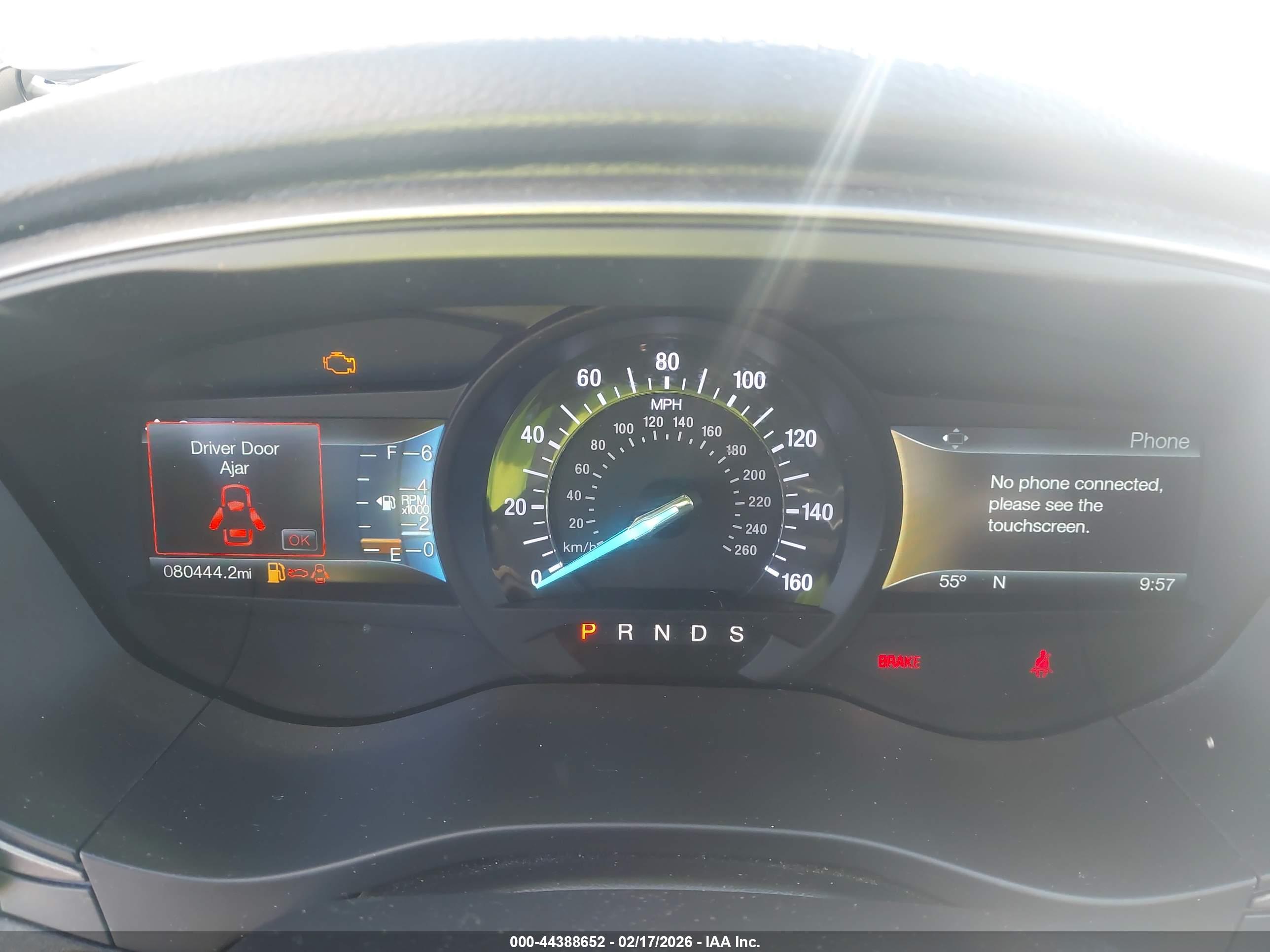 FORD FUSION image 7