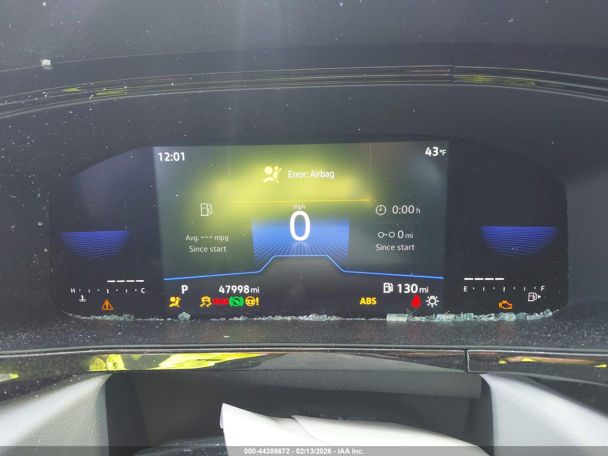 VOLKSWAGEN TAOS image 7