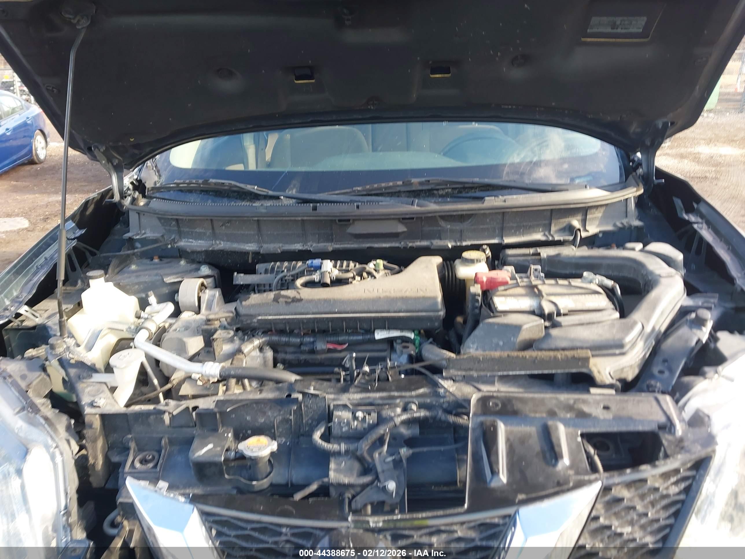 NISSAN ROGUE image 10
