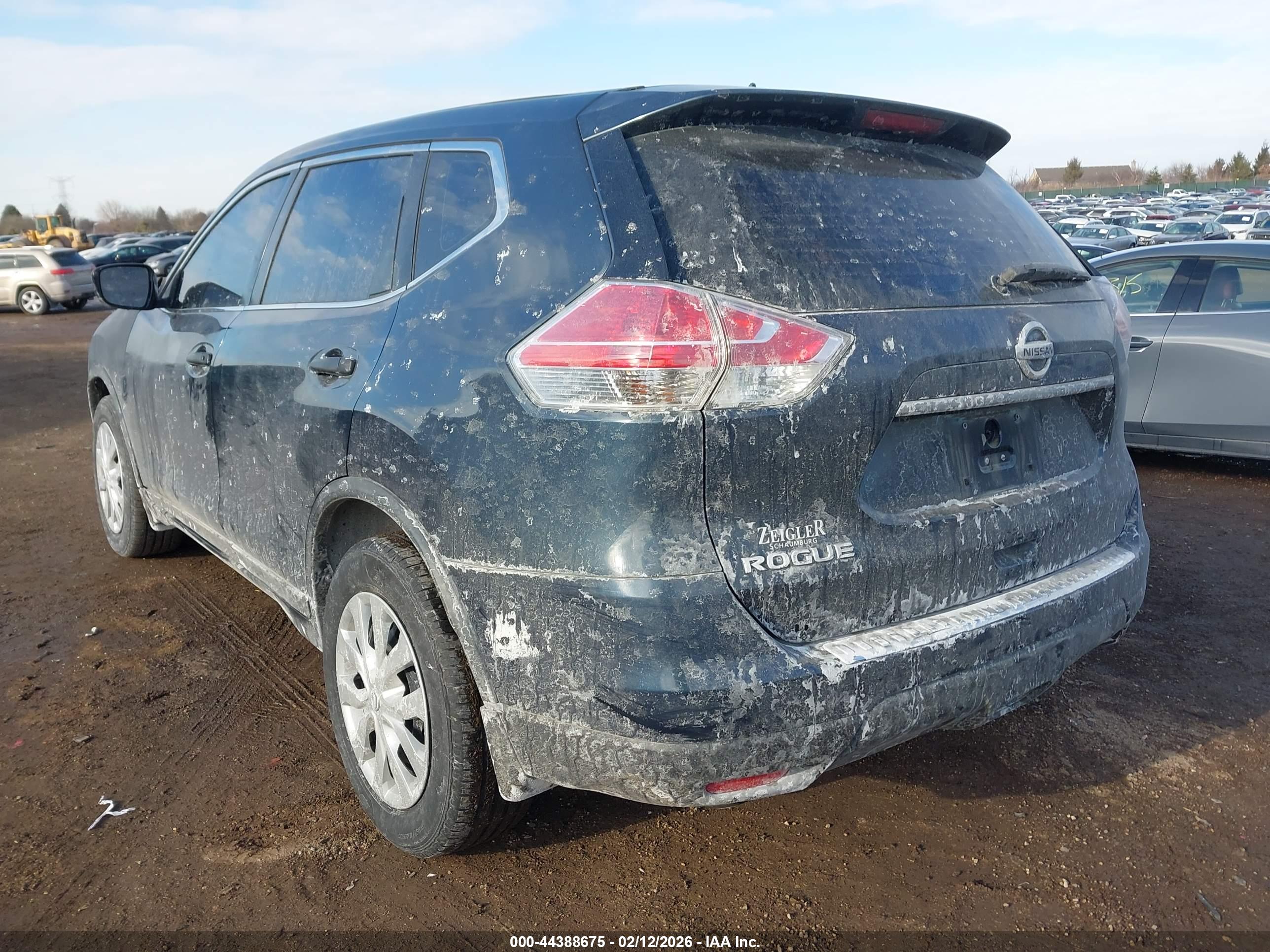 NISSAN ROGUE image 3