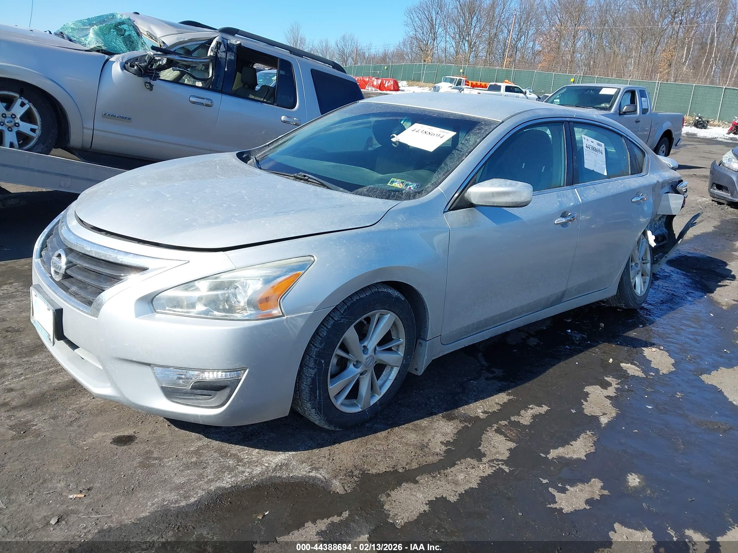 NISSAN ALTIMA image 2