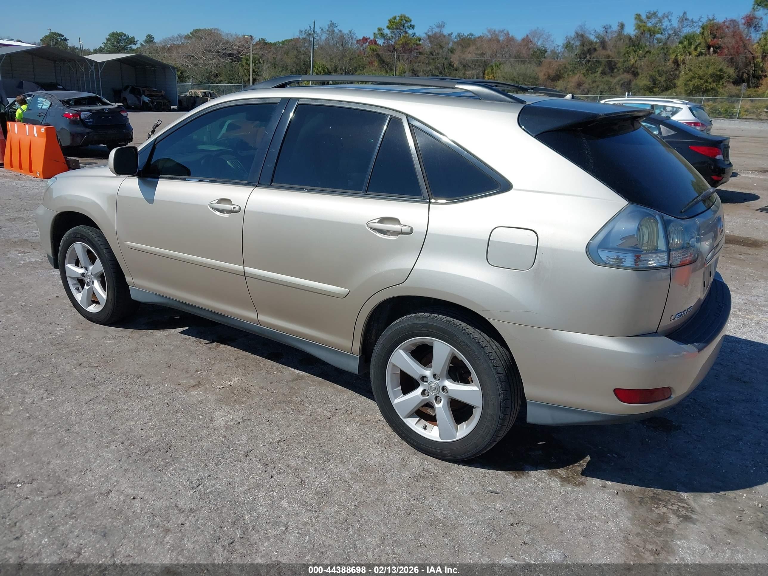 LEXUS RX image 3