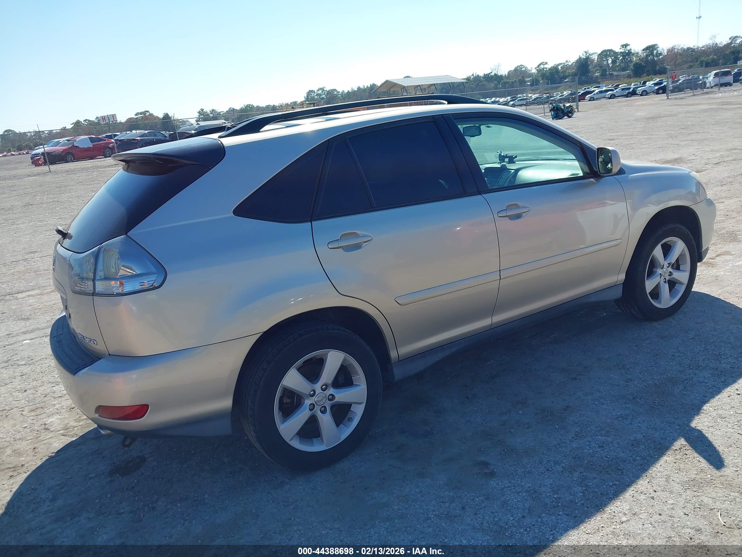 LEXUS RX image 4
