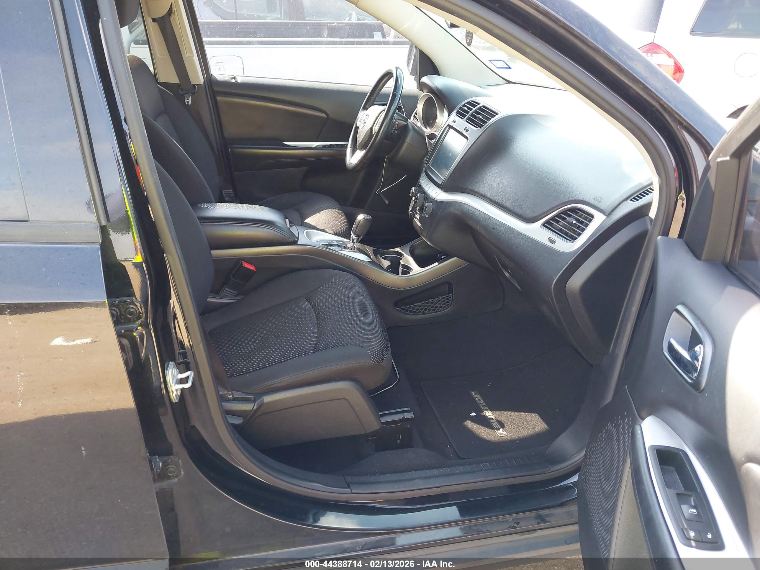 DODGE JOURNEY image 5