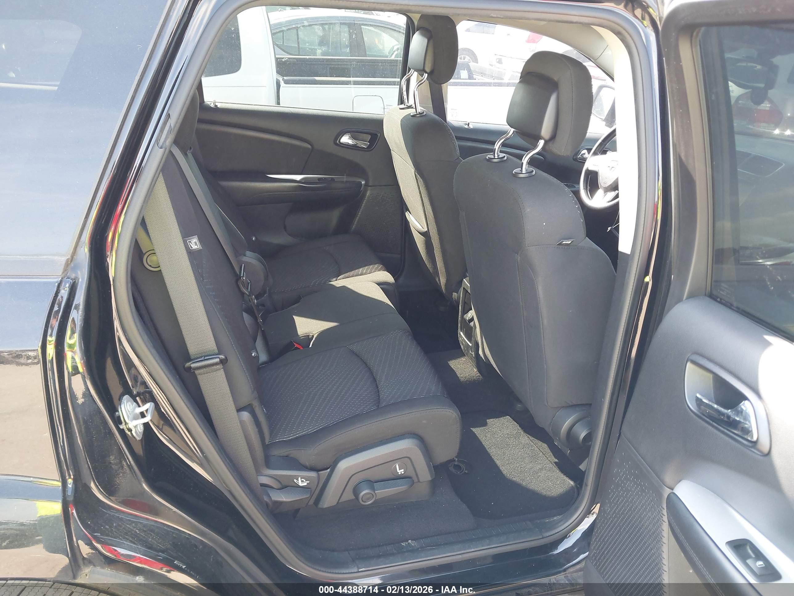 DODGE JOURNEY image 8
