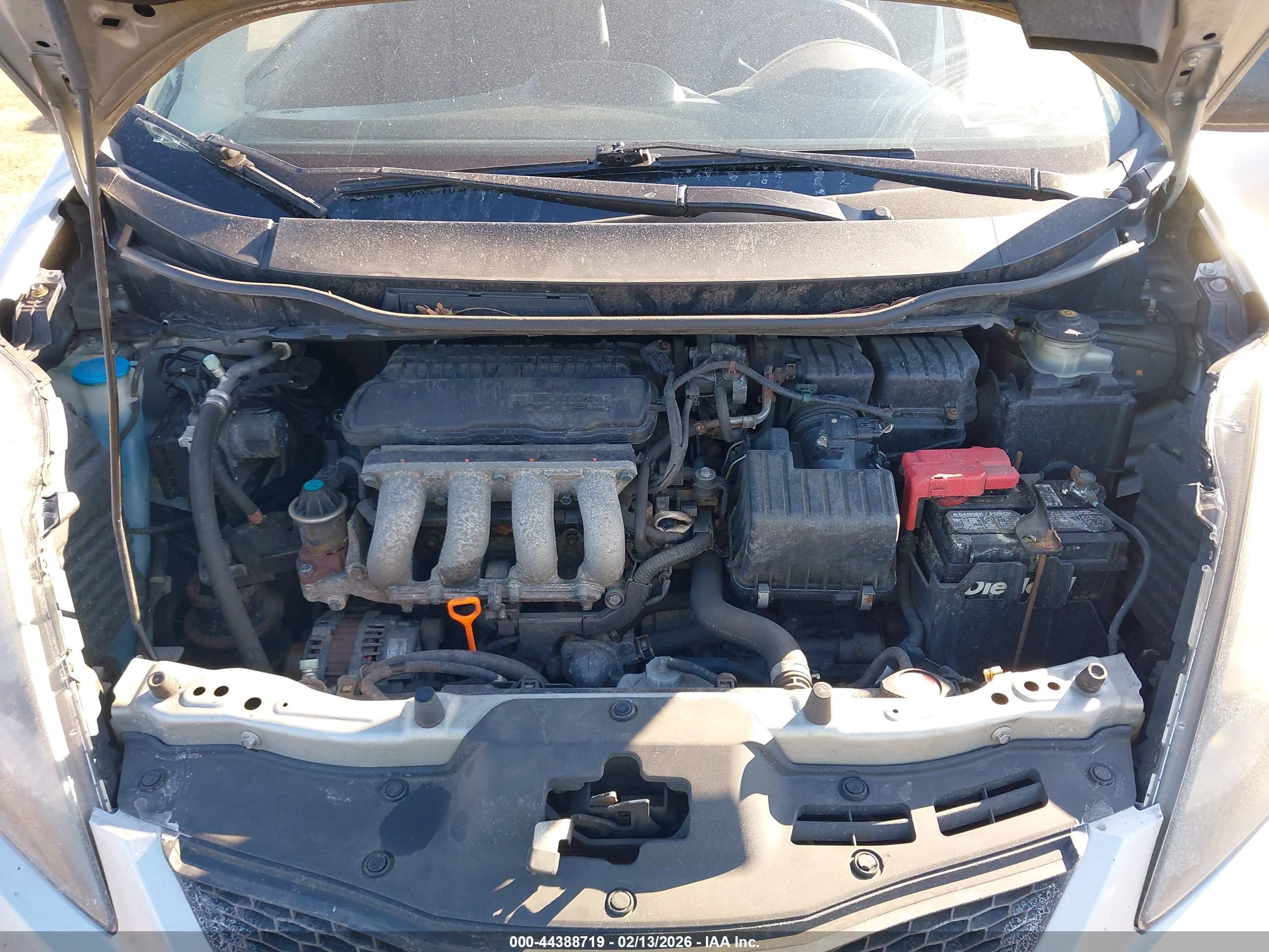 HONDA FIT image 10