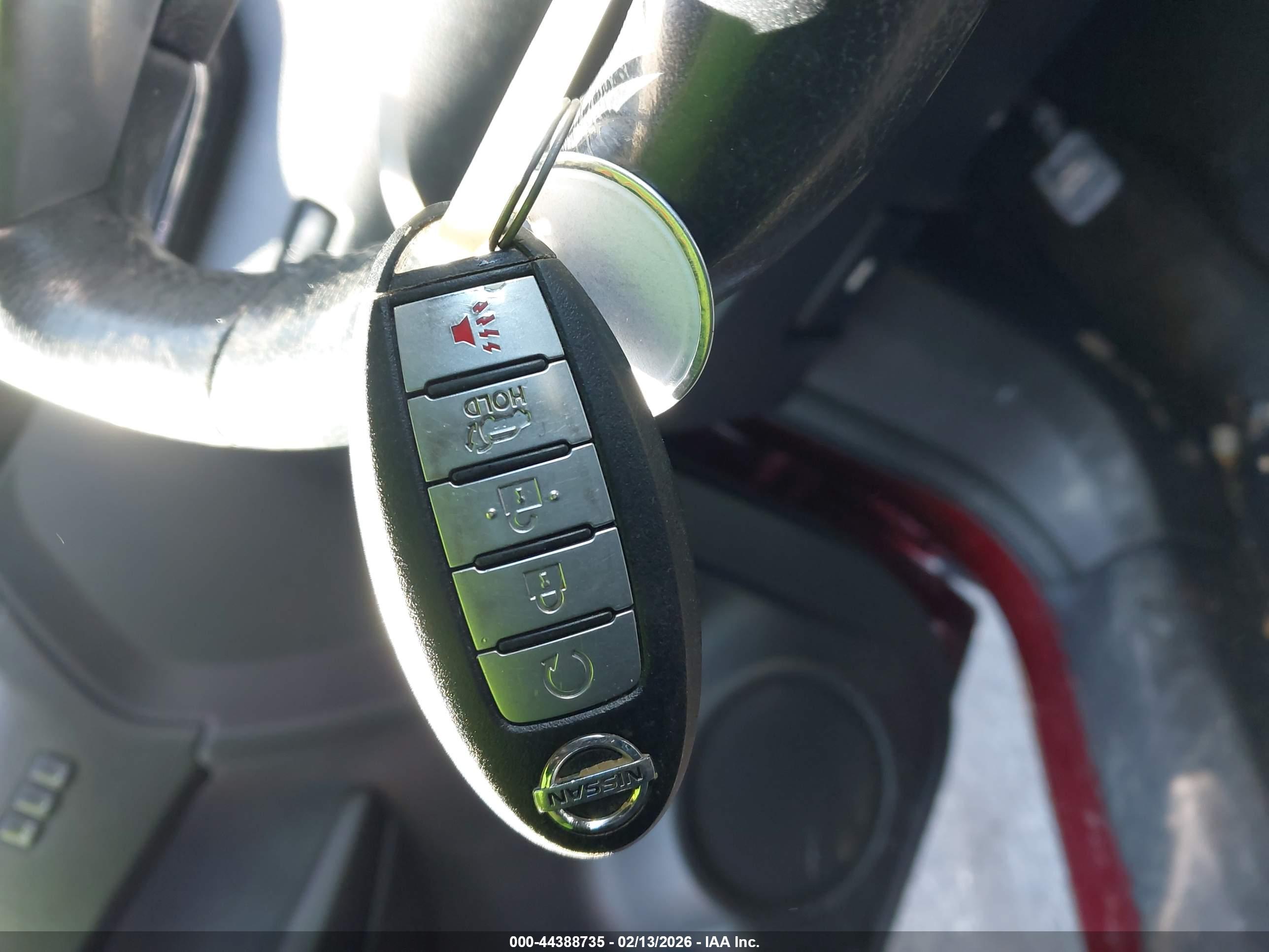 NISSAN ROGUE image 11