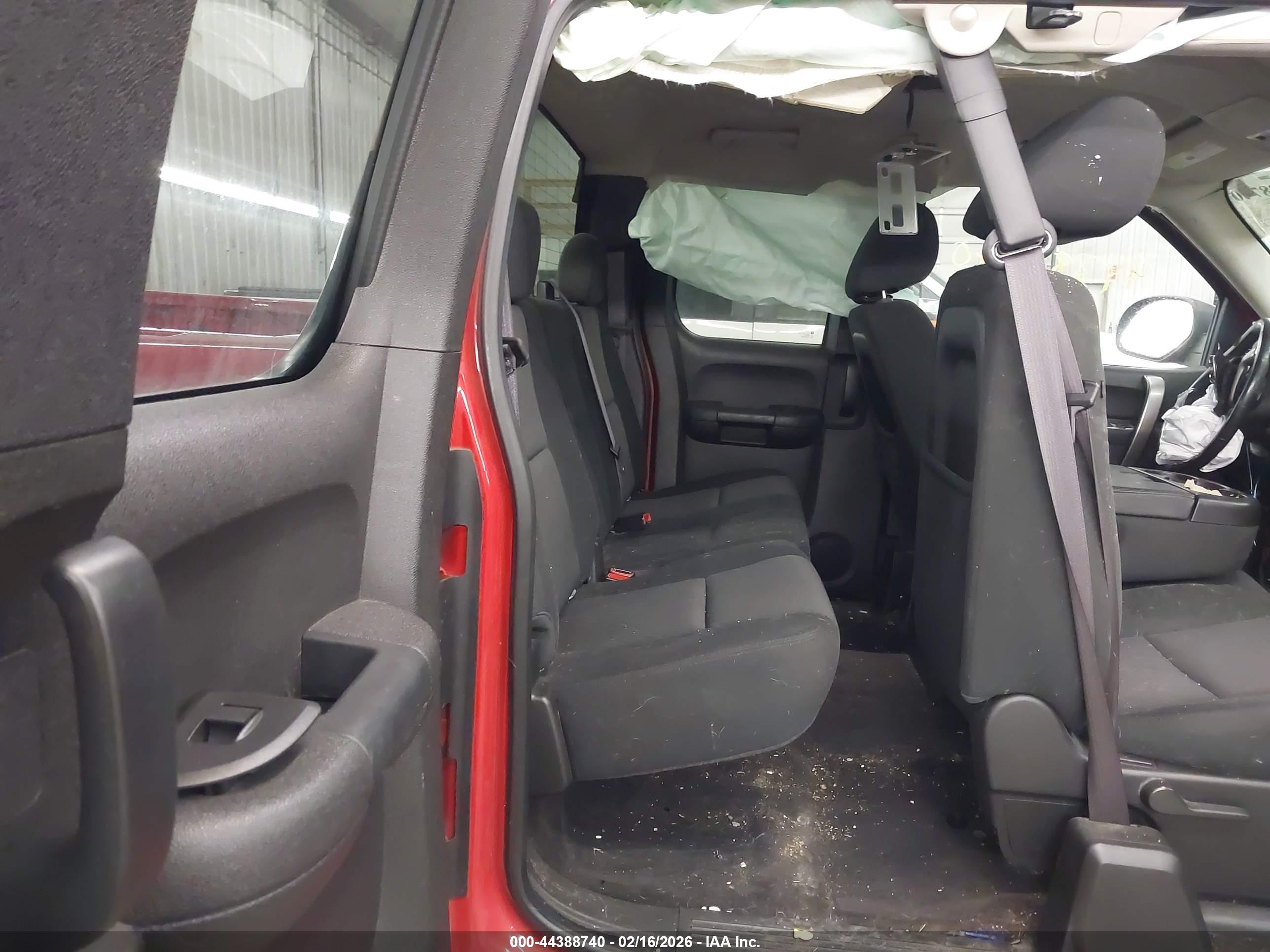 GMC SIERRA image 8