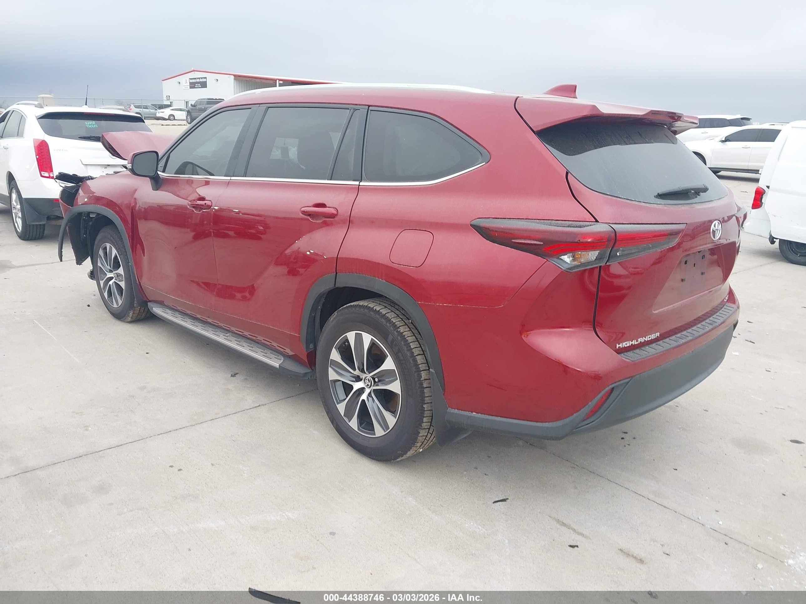 TOYOTA HIGHLANDER image 3