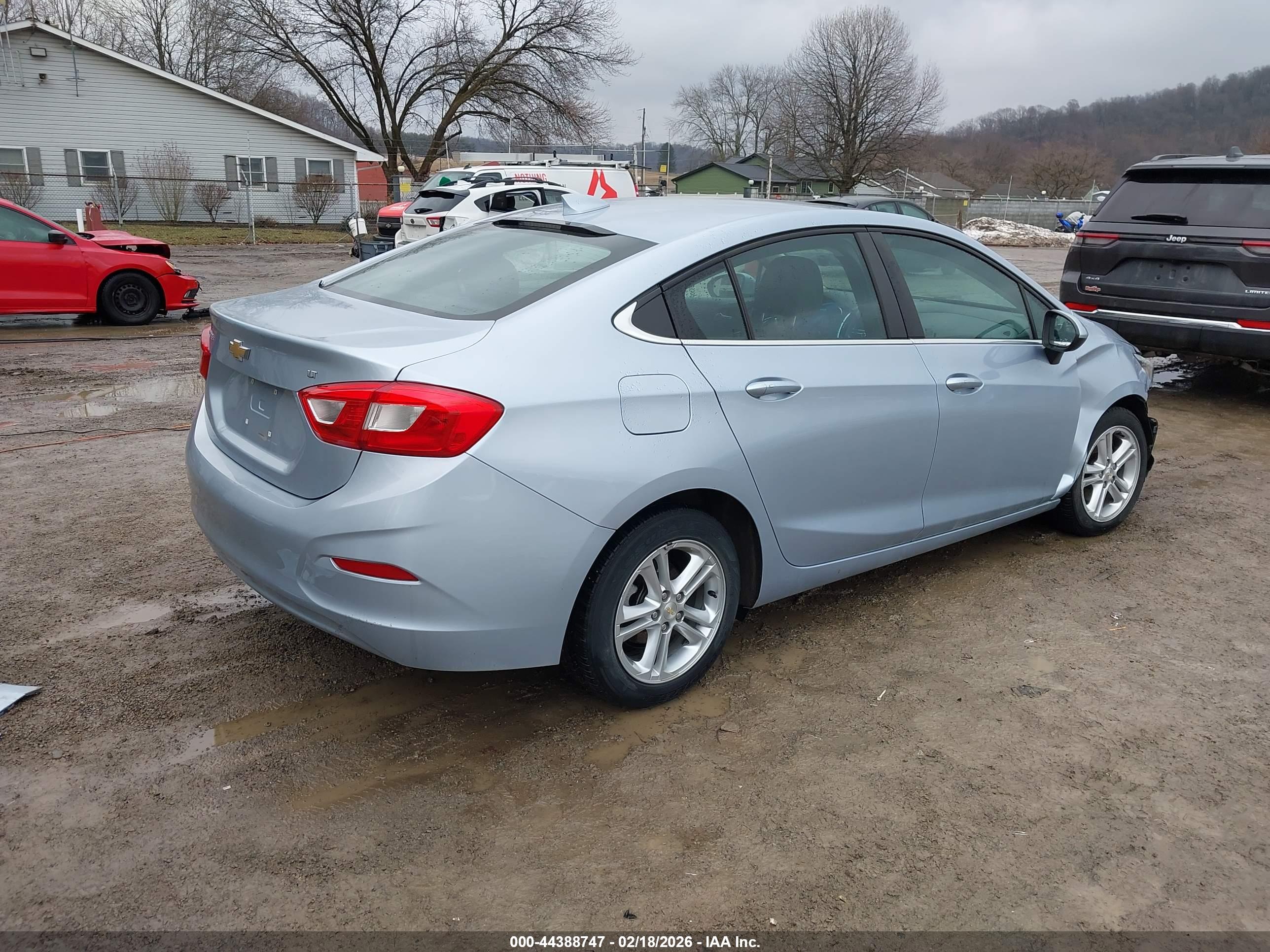 CHEVROLET CRUZE image 4
