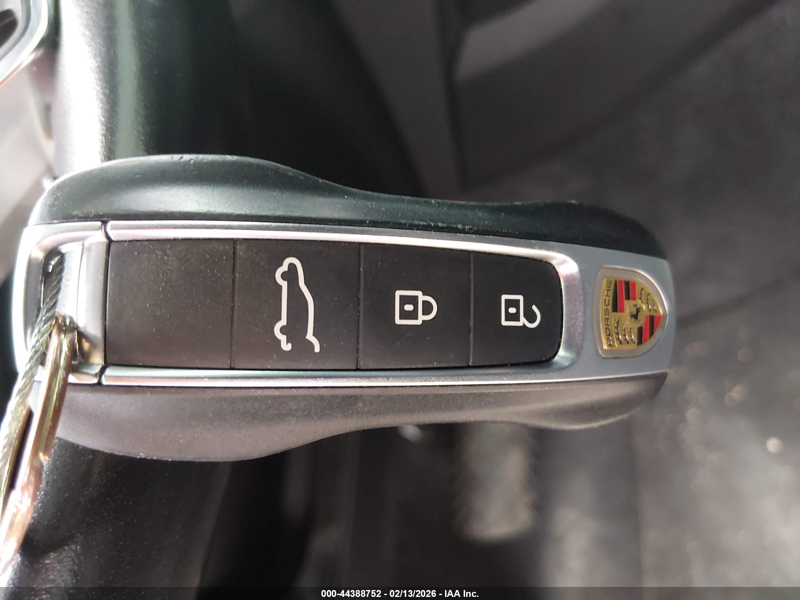 PORSCHE CAYENNE image 11