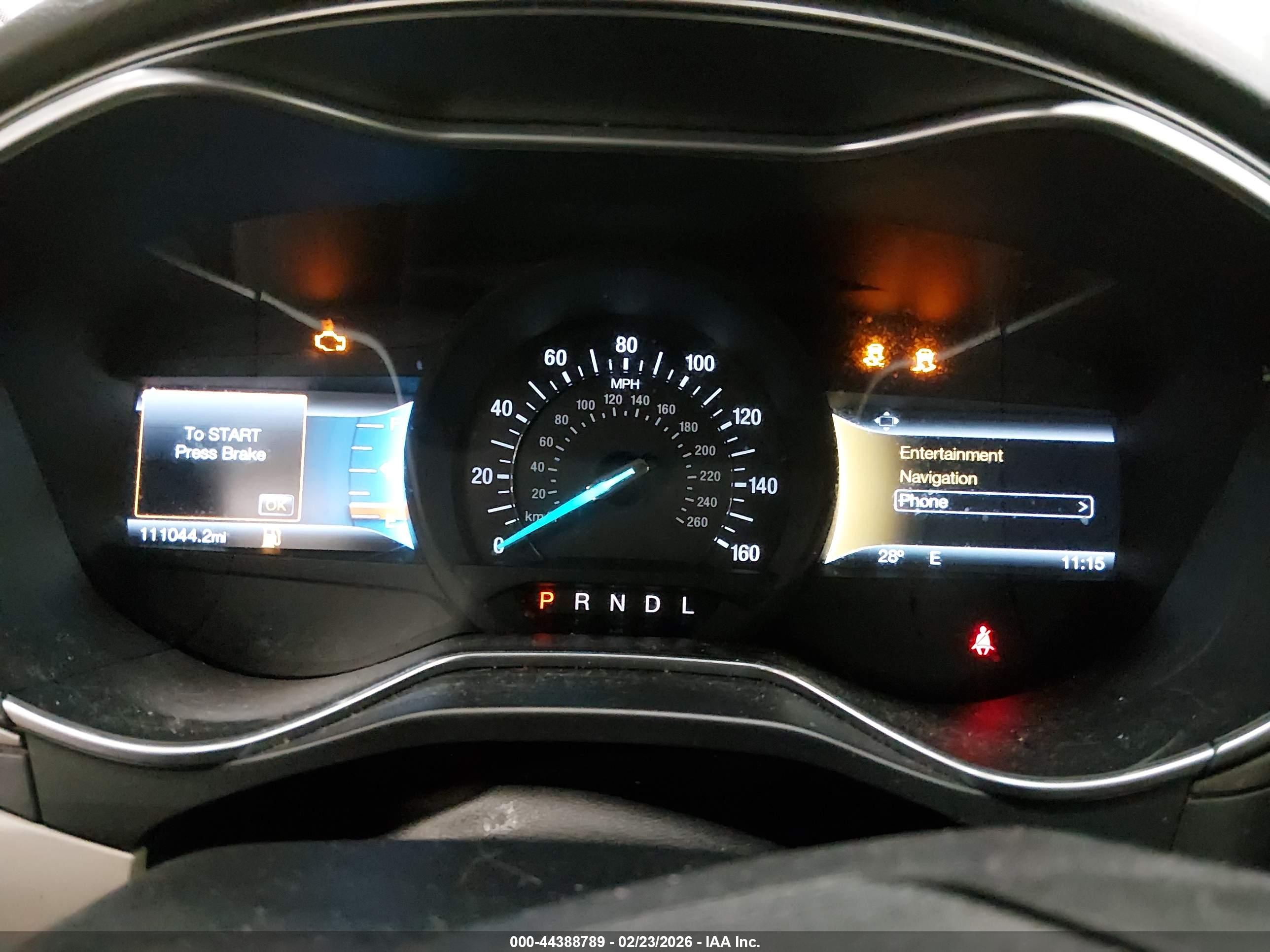 FORD FUSION image 7