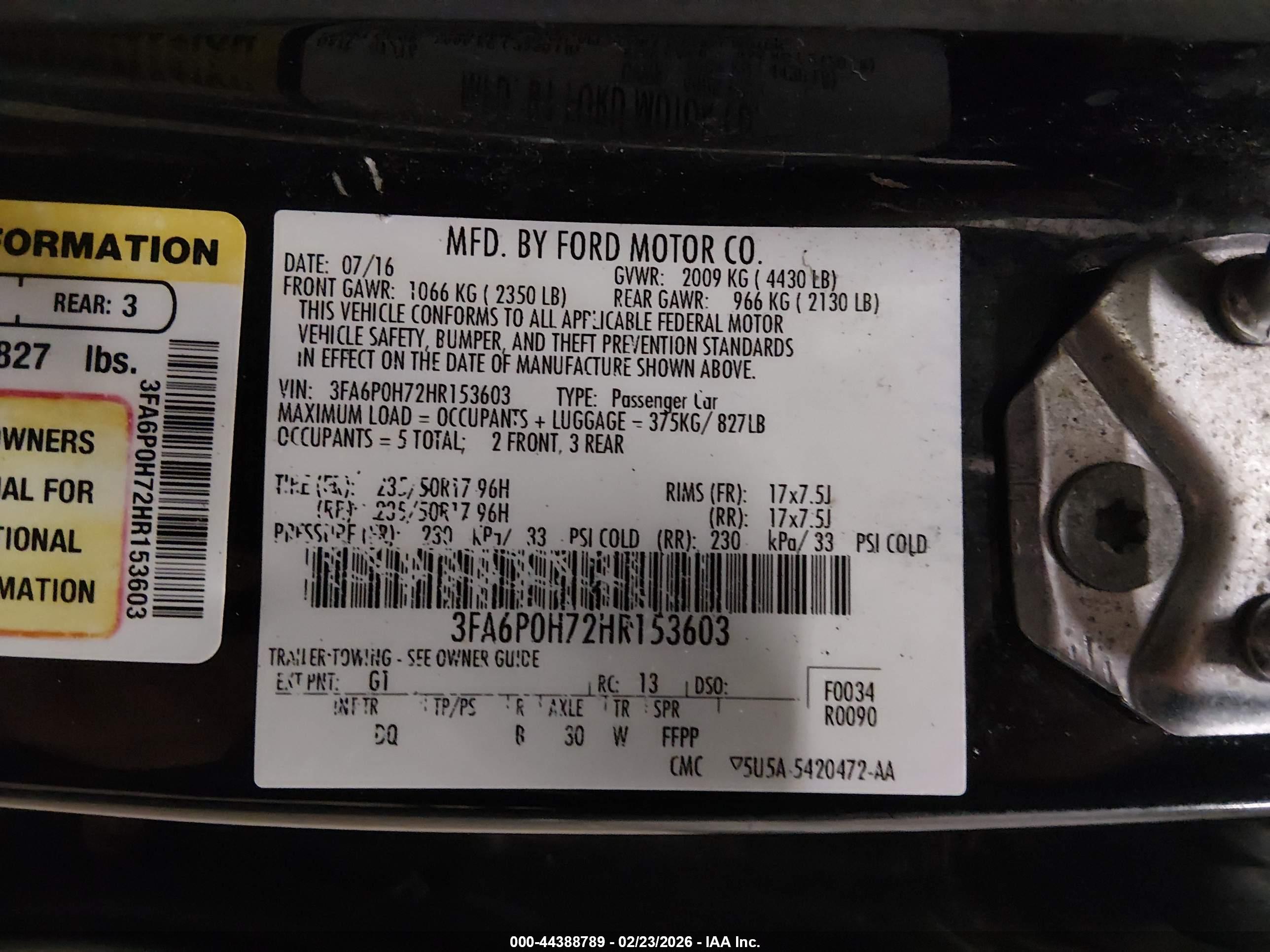 FORD FUSION image 9