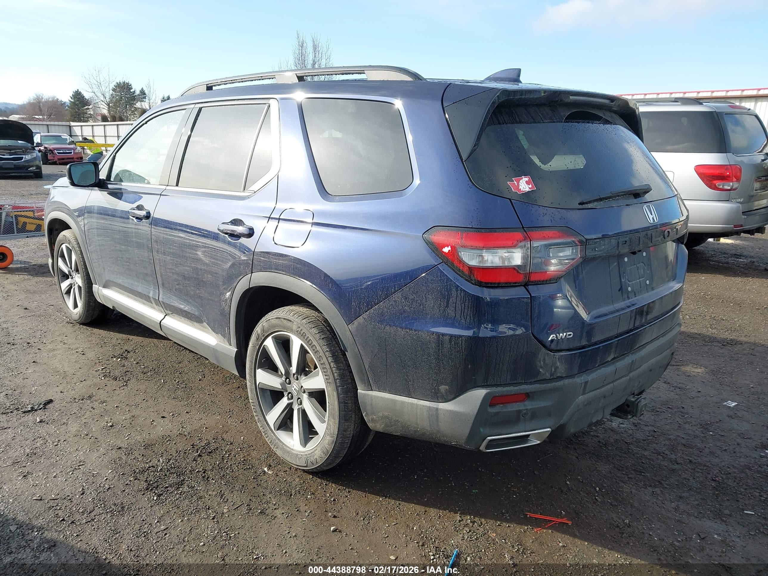 HONDA PILOT image 3