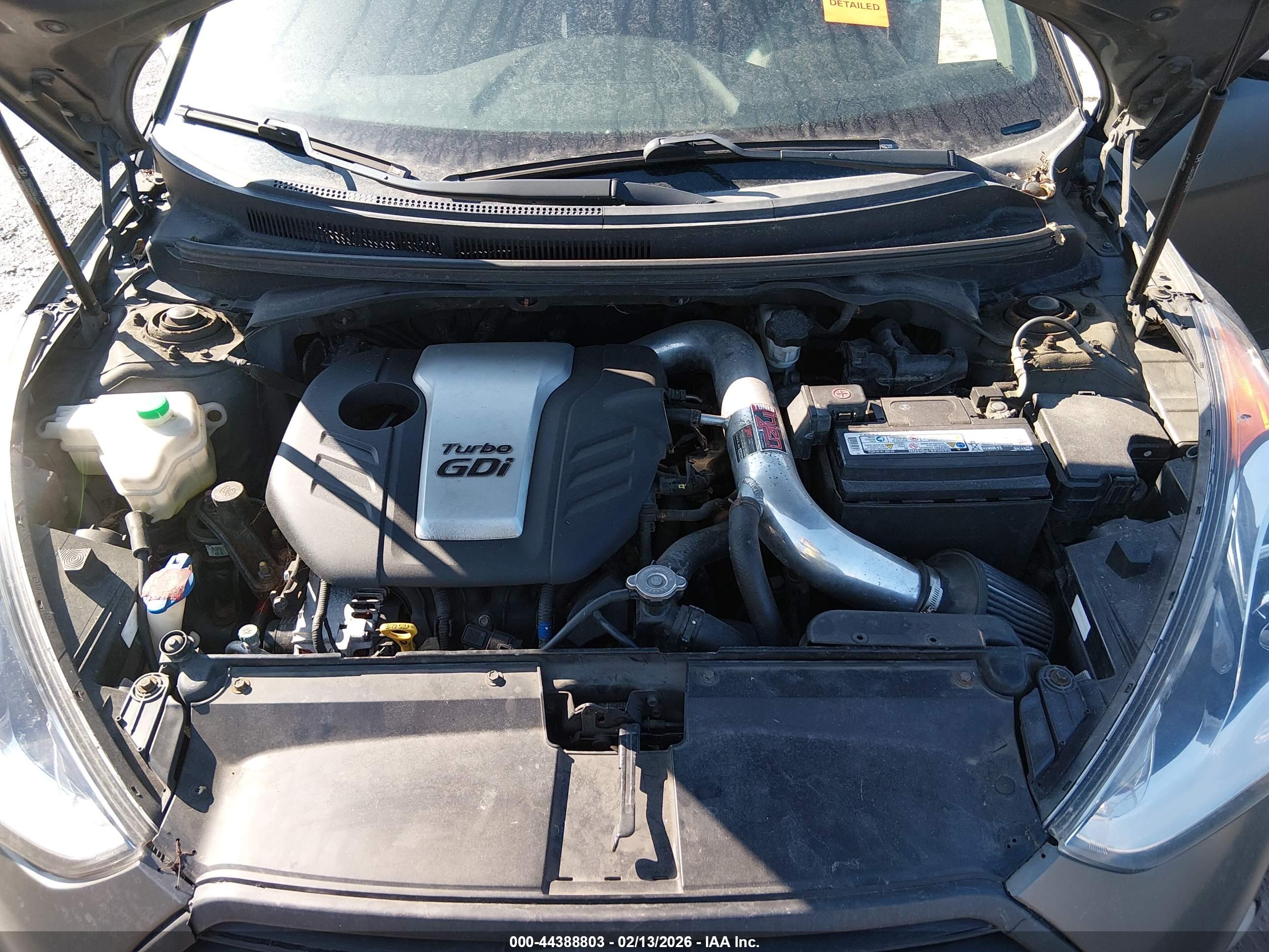 HYUNDAI VELOSTER image 10