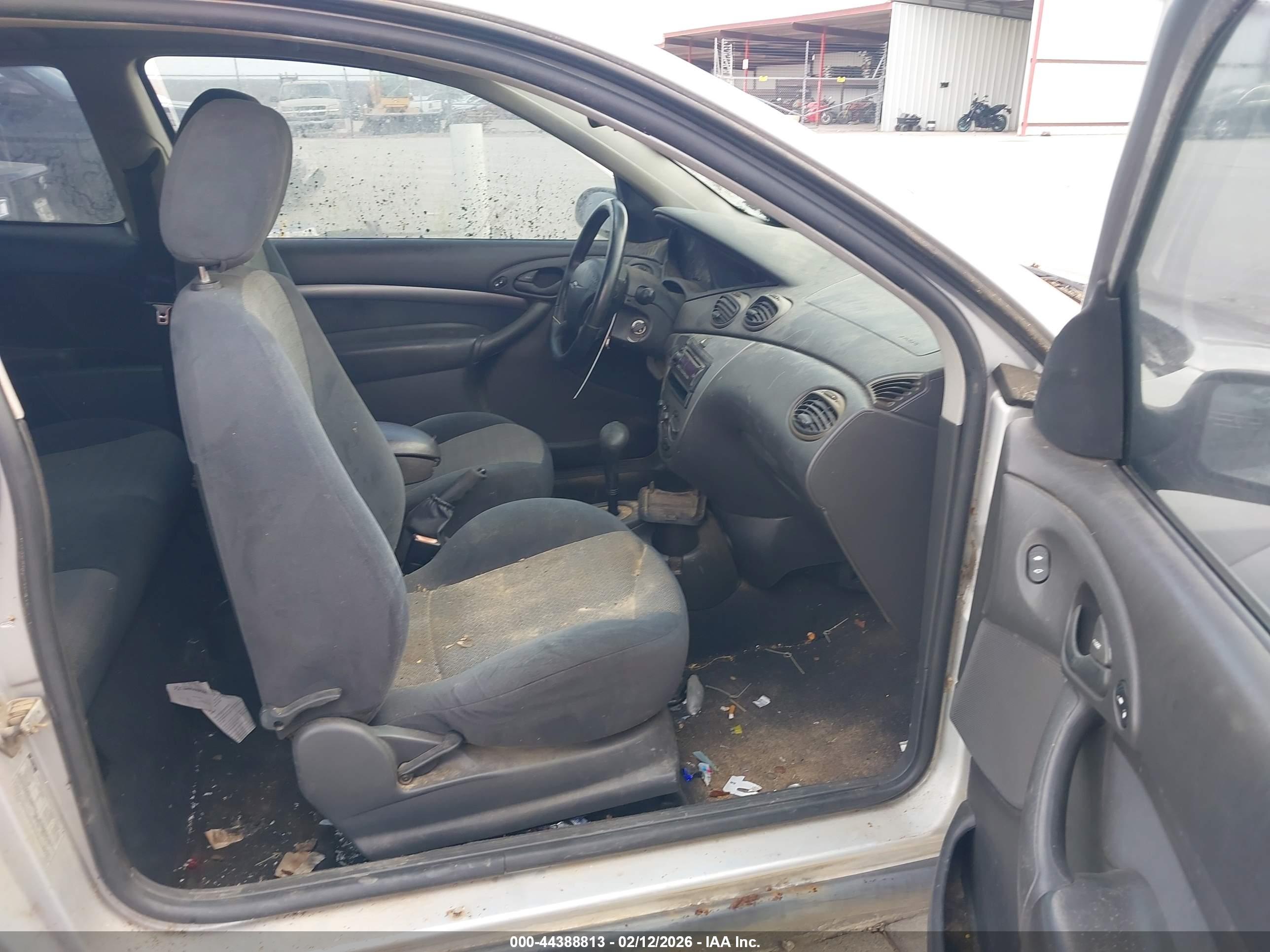 FORD FOCUS image 5