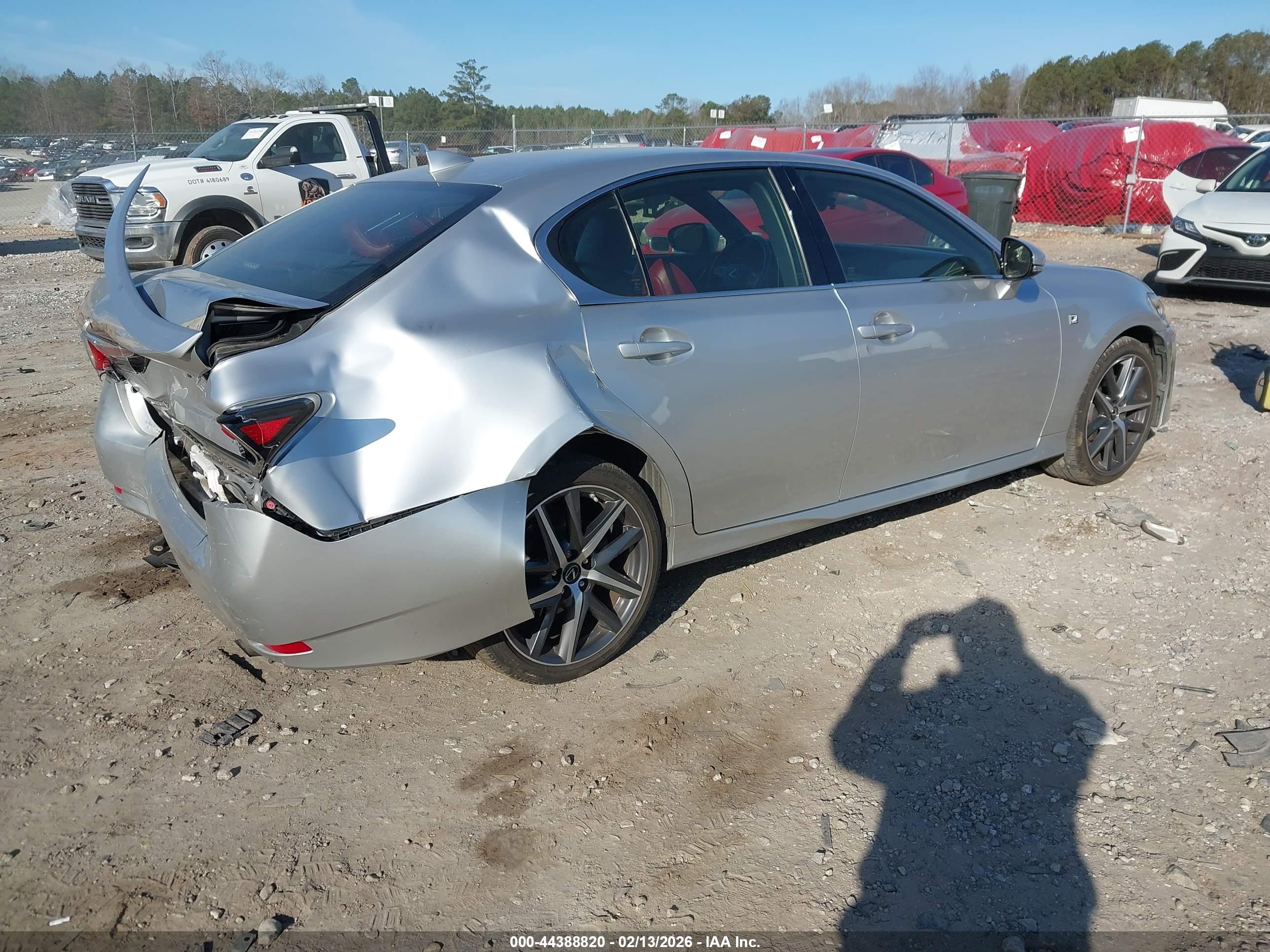 LEXUS GS image 4