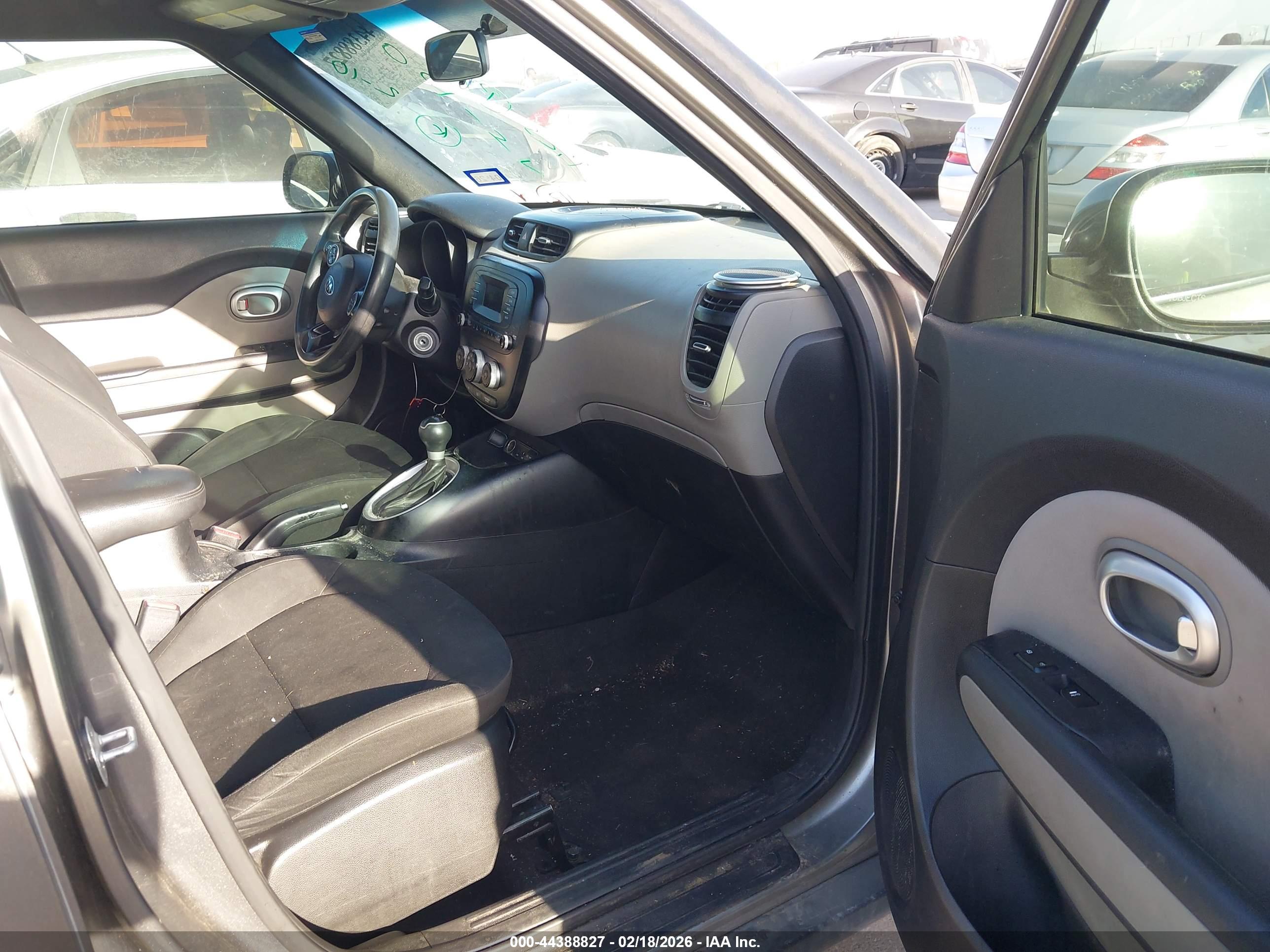 KIA SOUL image 5