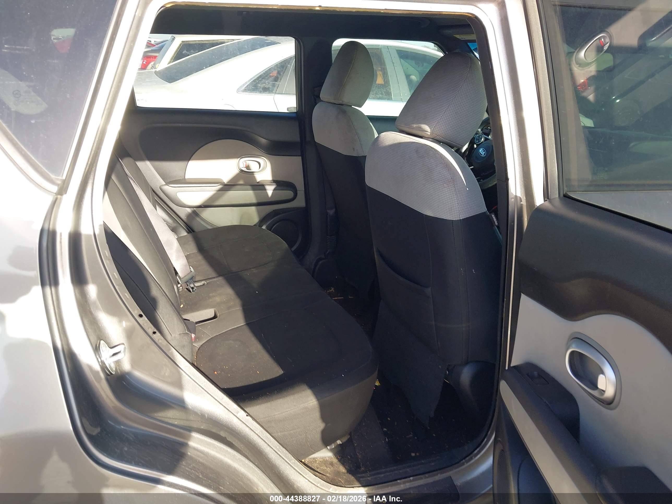 KIA SOUL image 8
