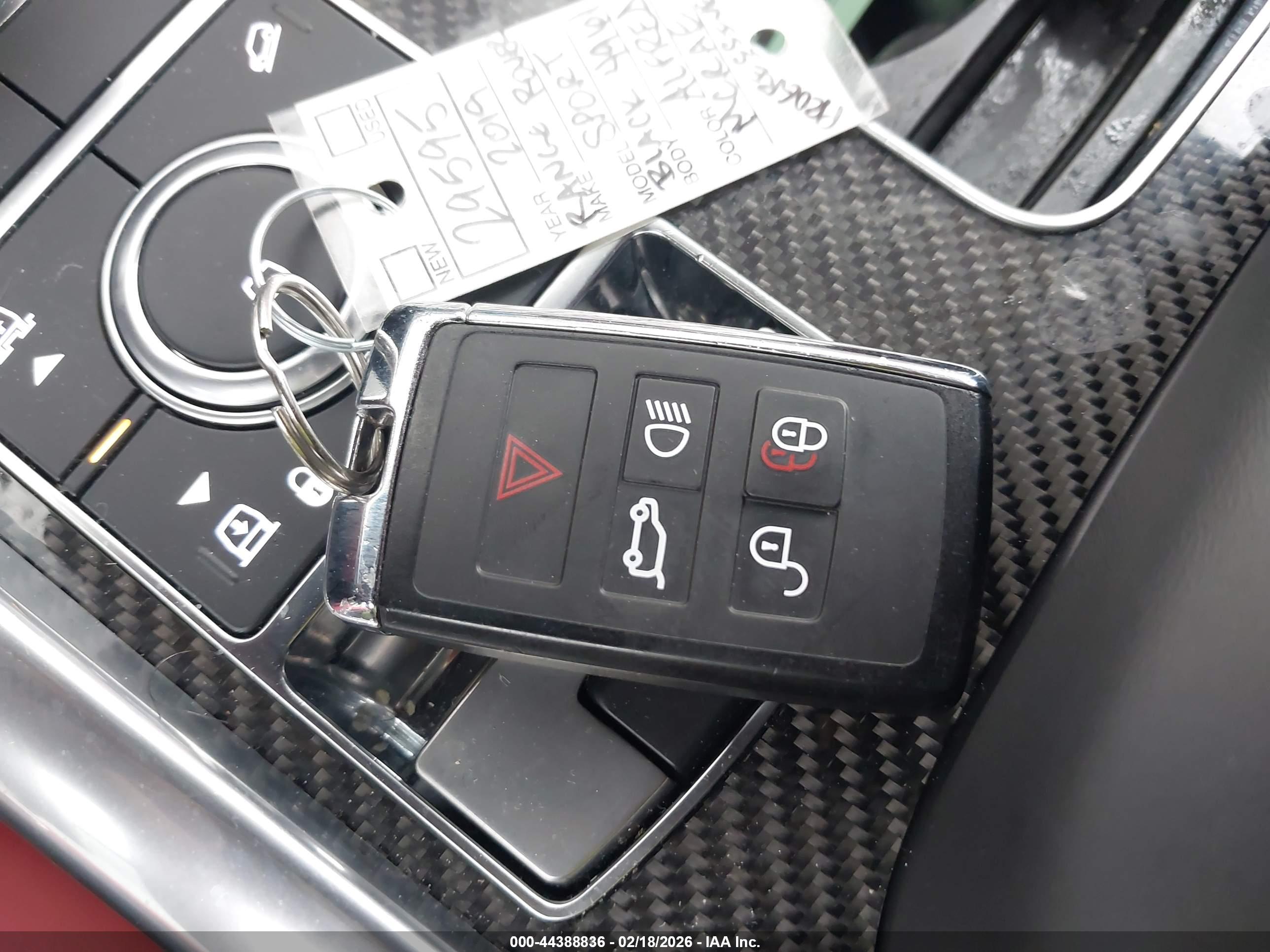 LAND ROVER image 11
