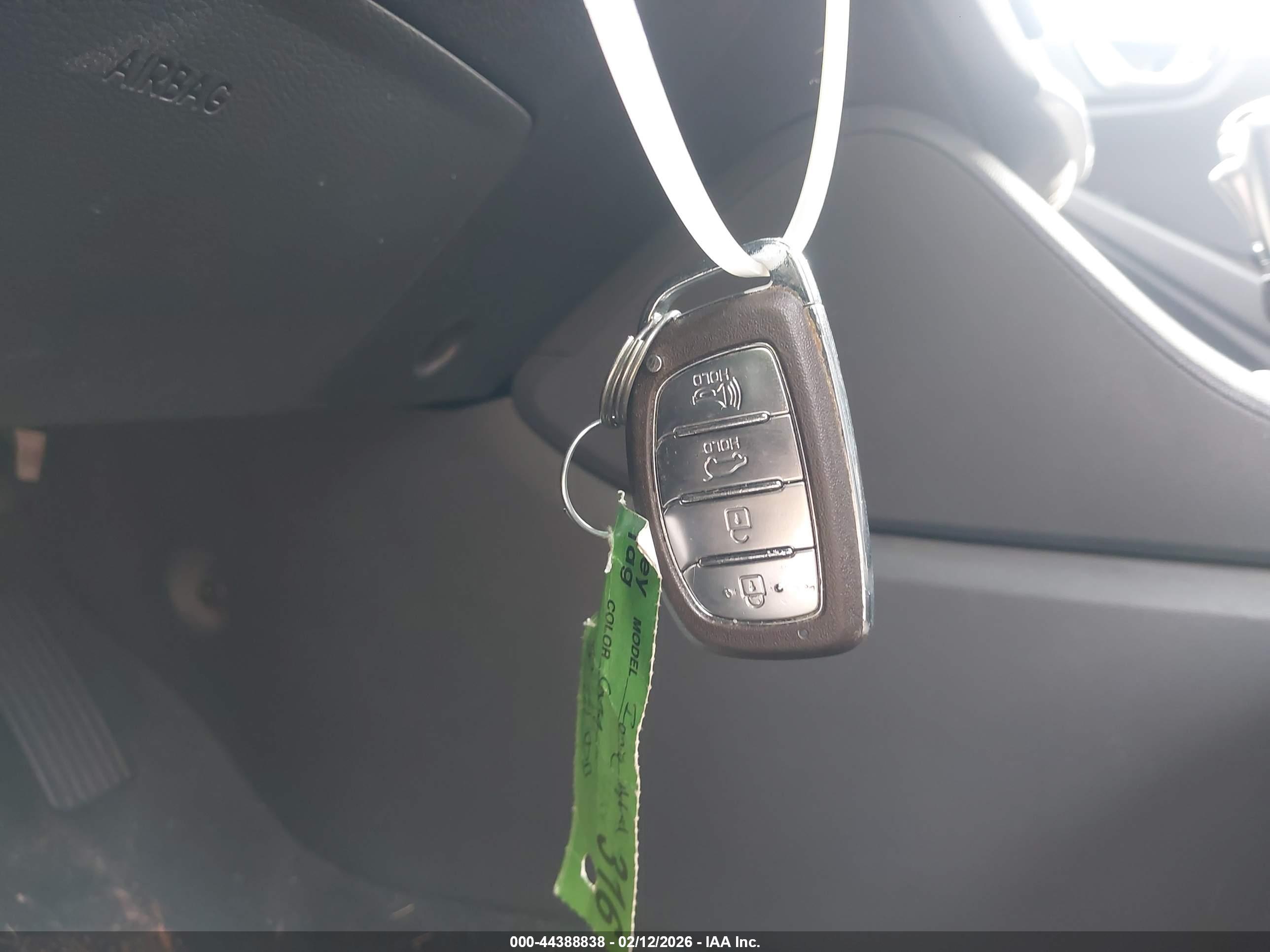 HYUNDAI IONIQ image 11