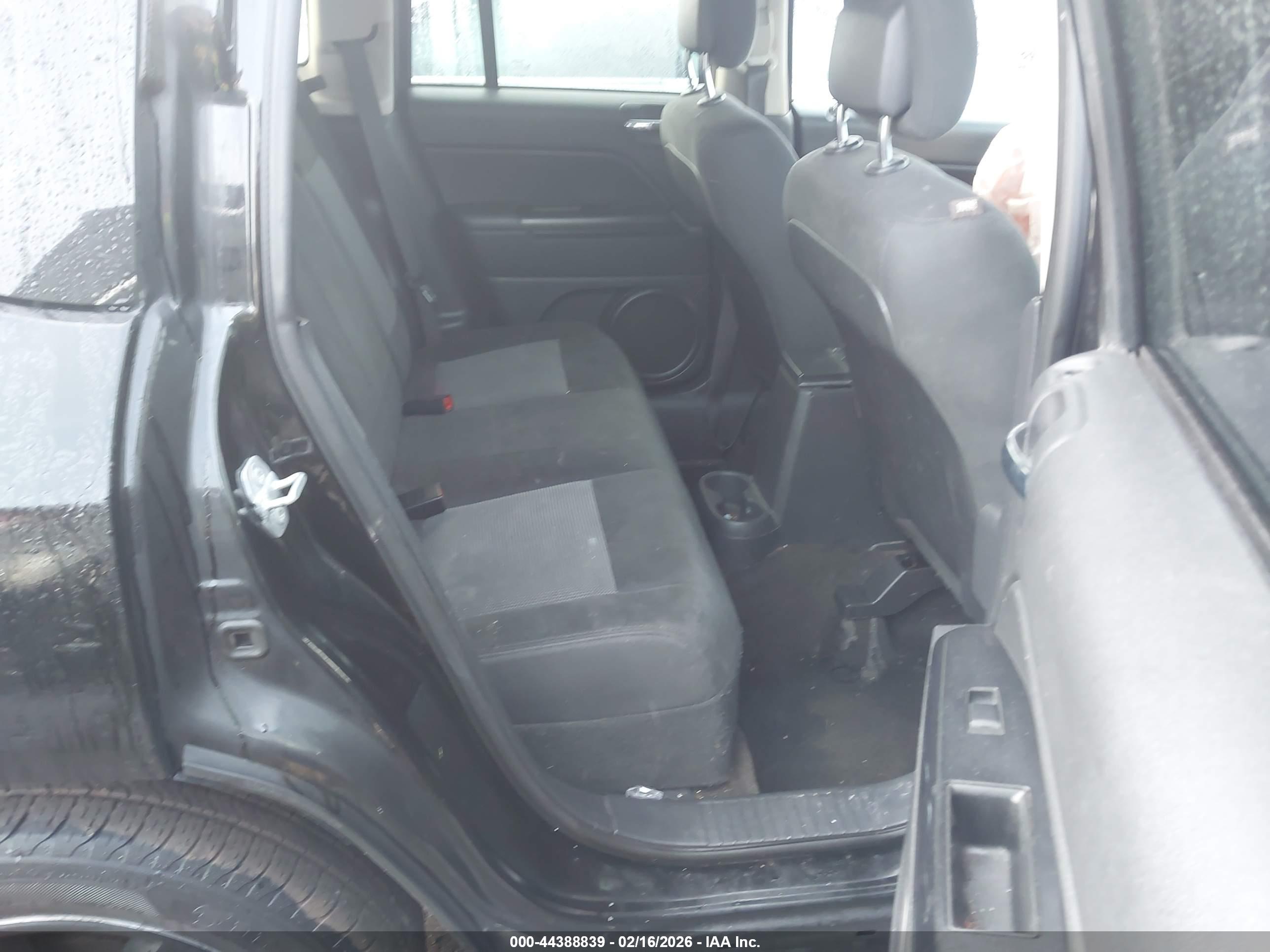 JEEP COMPASS image 8