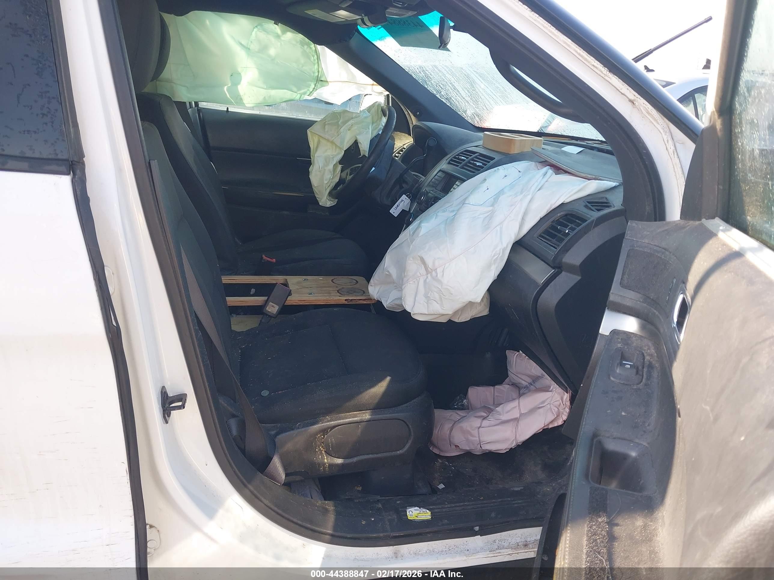 FORD UTILITY image 5