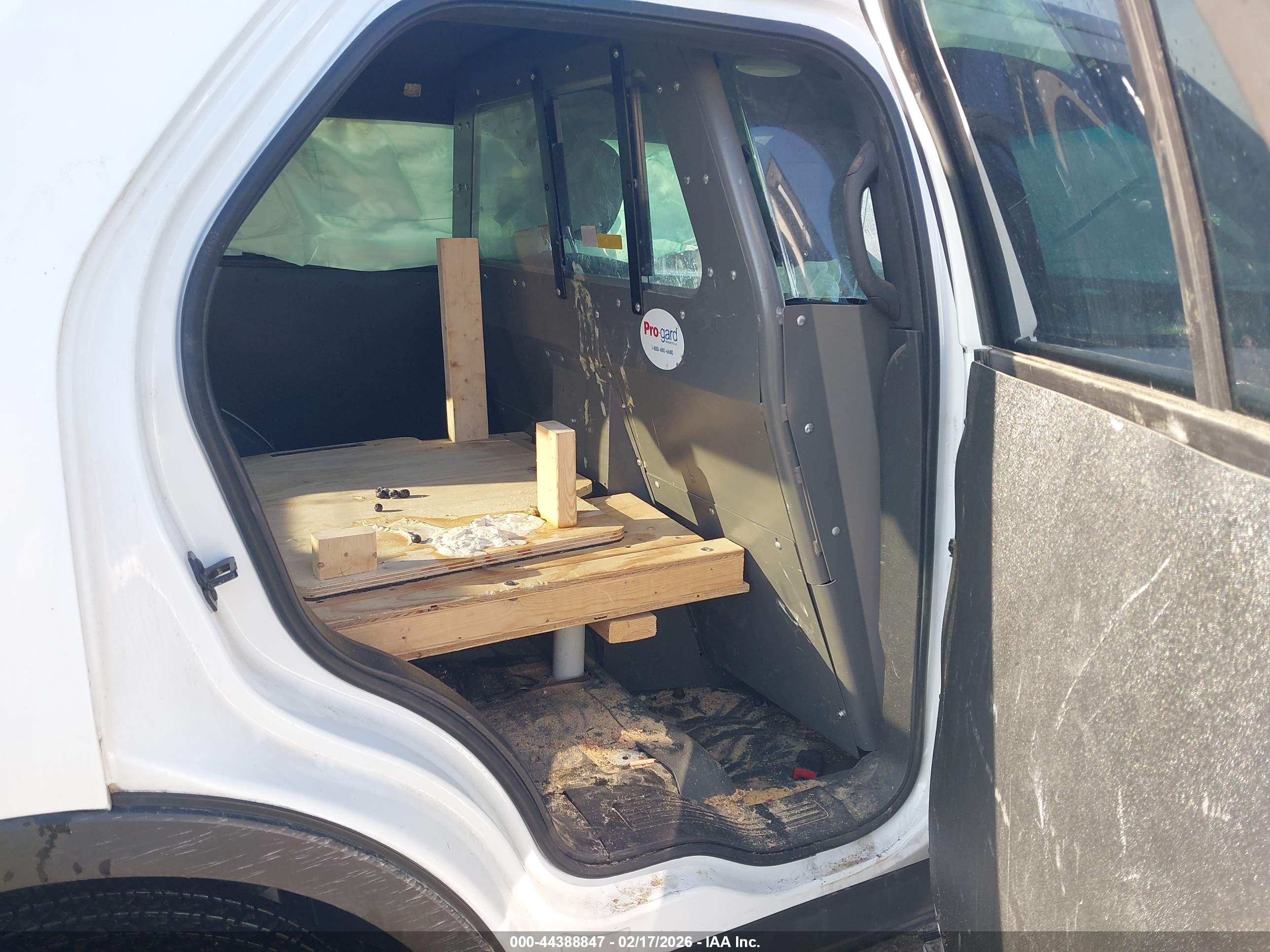 FORD UTILITY image 8