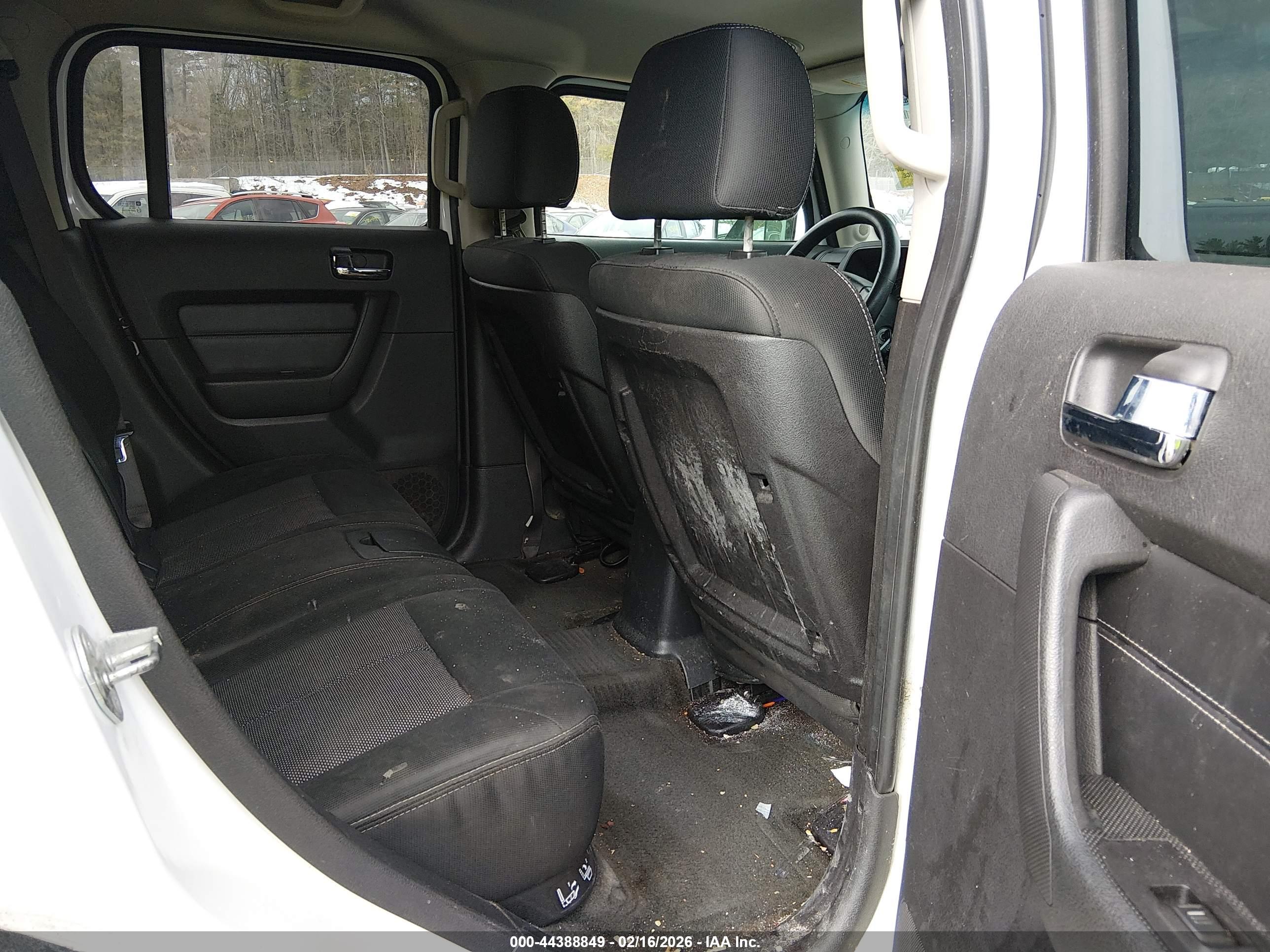HUMMER H3 image 8