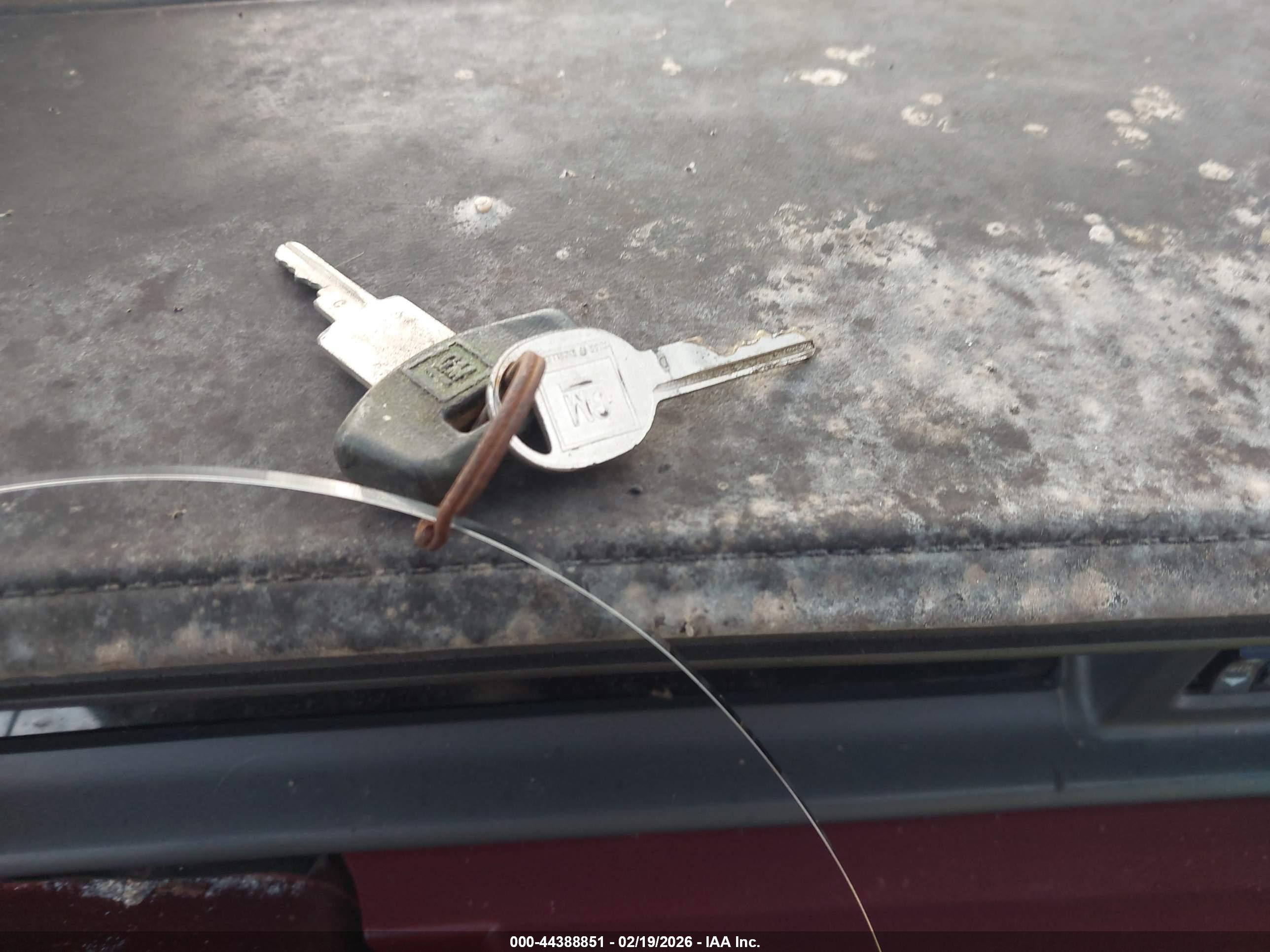 OLDSMOBILE CUTLASS image 11