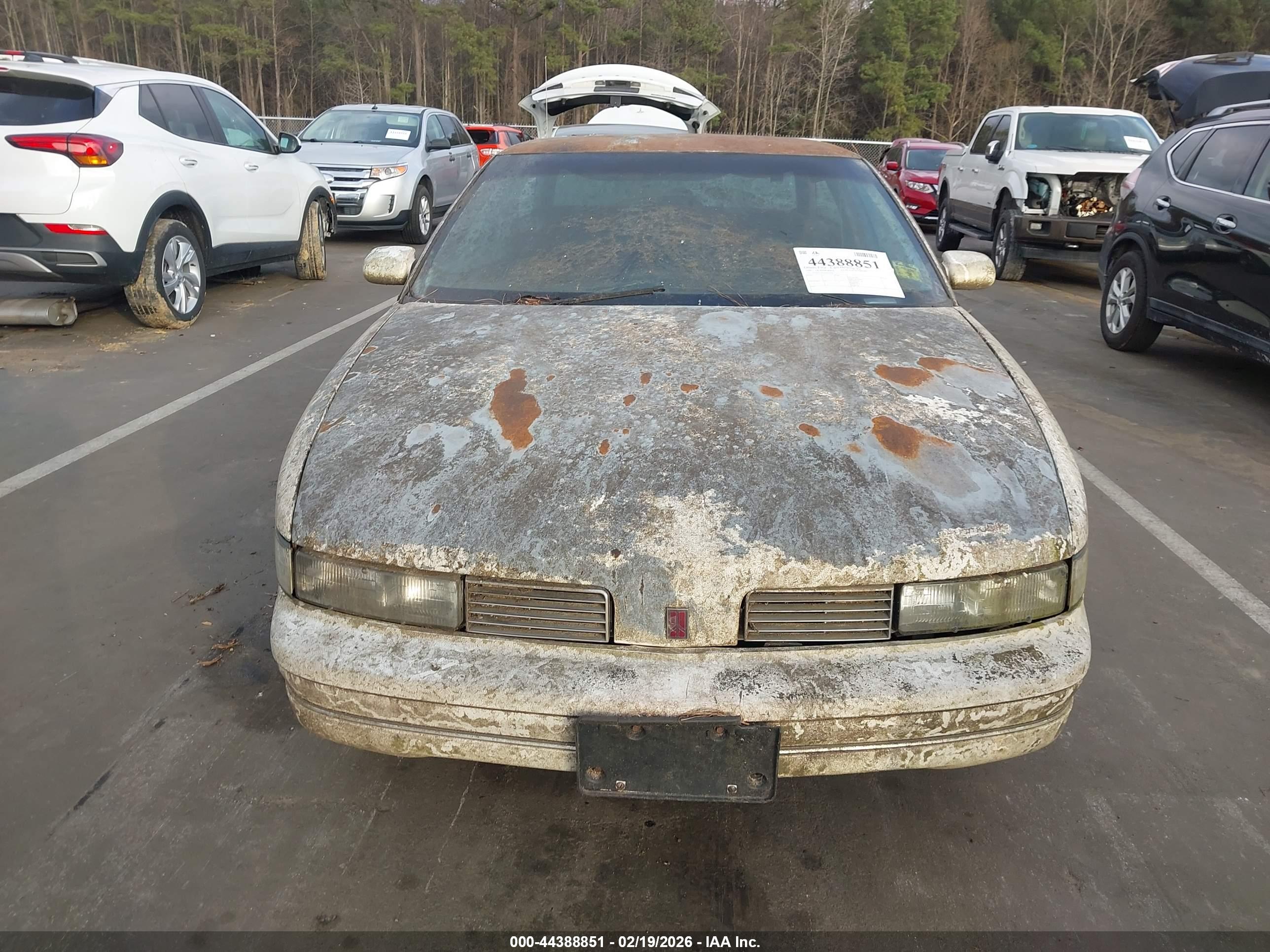 OLDSMOBILE CUTLASS image 6