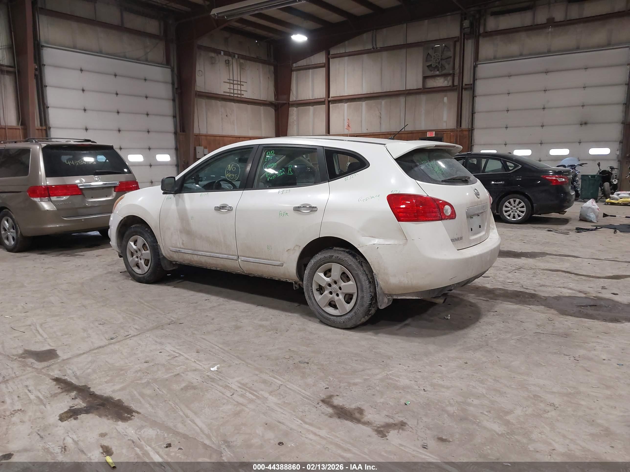 NISSAN ROGUE image 3