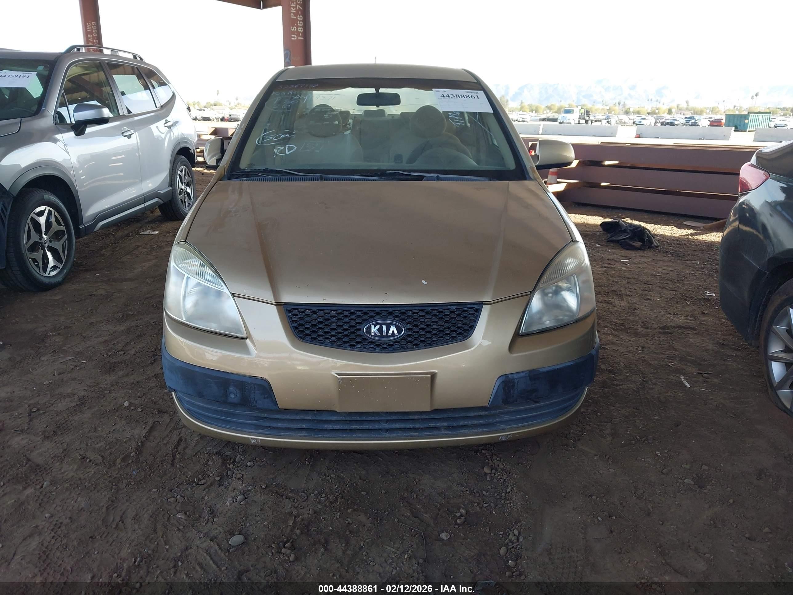KIA RIO image 6