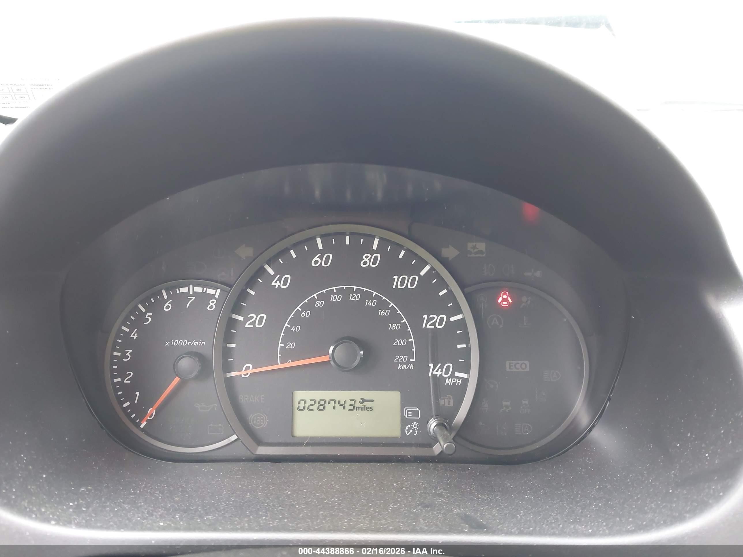 MITSUBISHI MIRAGE image 7
