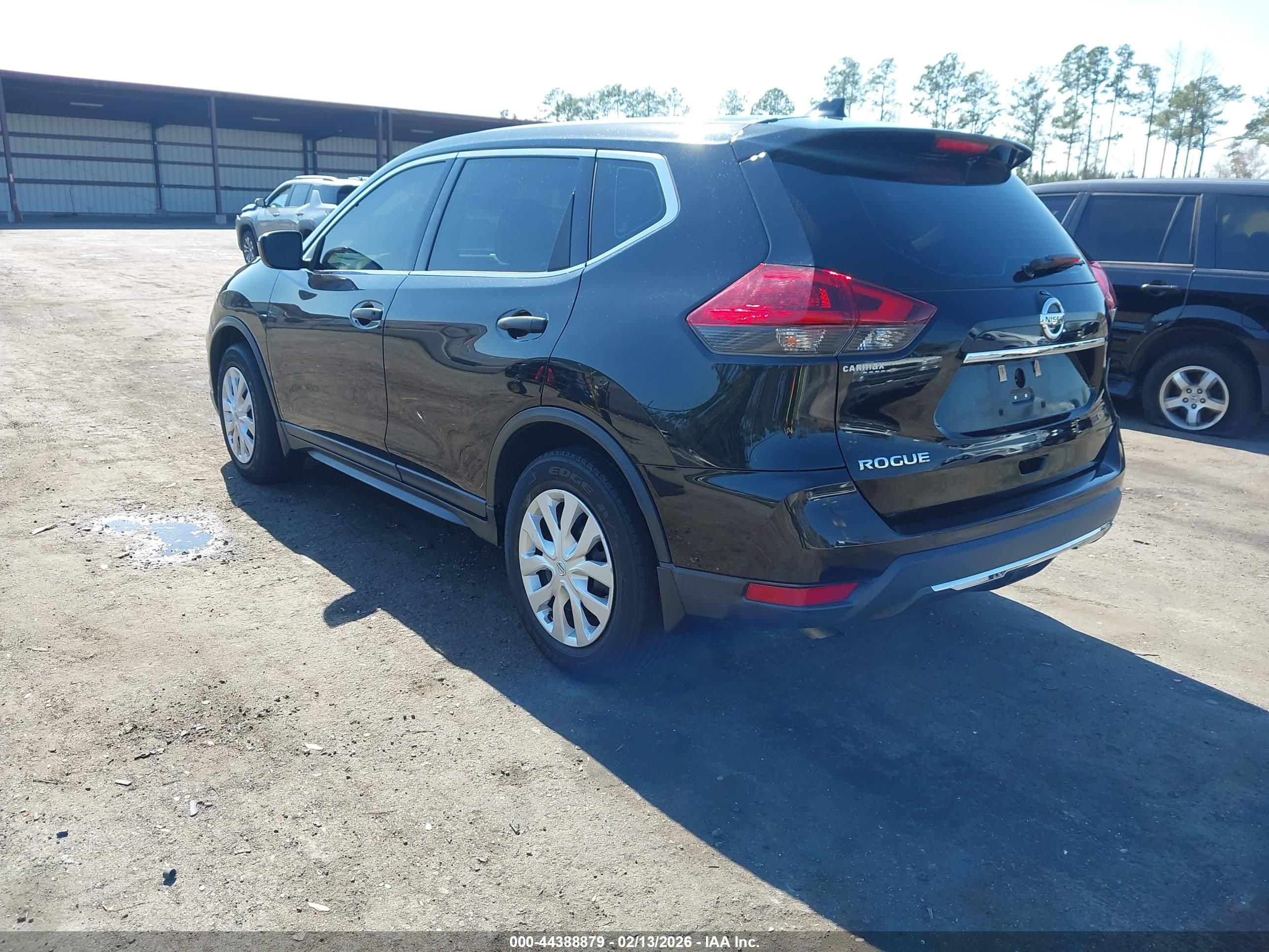 NISSAN ROGUE image 3