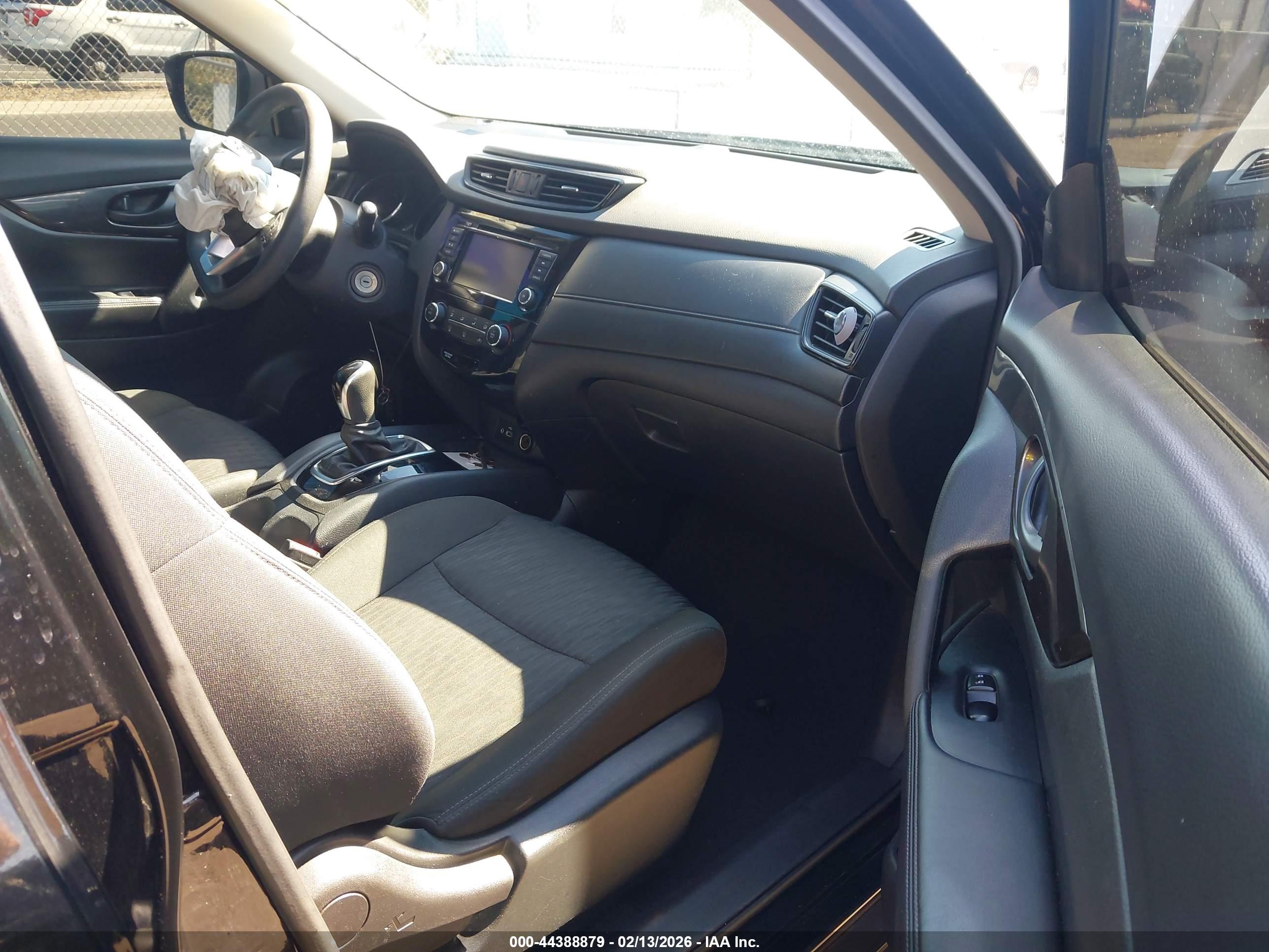 NISSAN ROGUE image 5