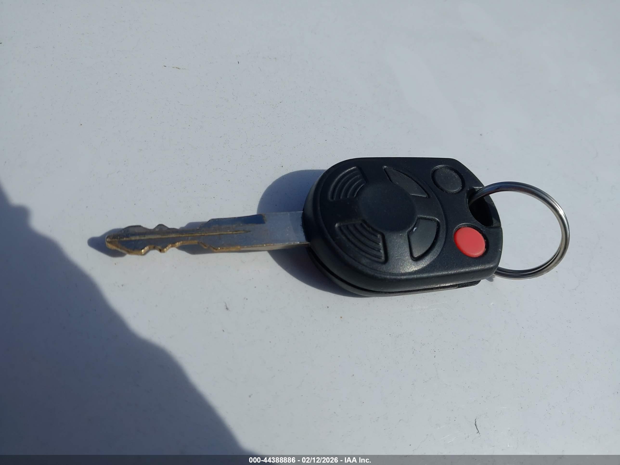 FORD FUSION image 11