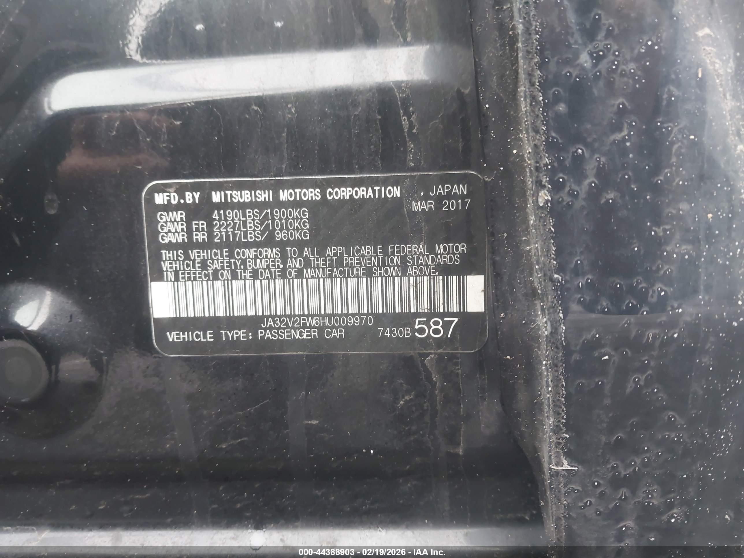 MITSUBISHI LANCER image 9