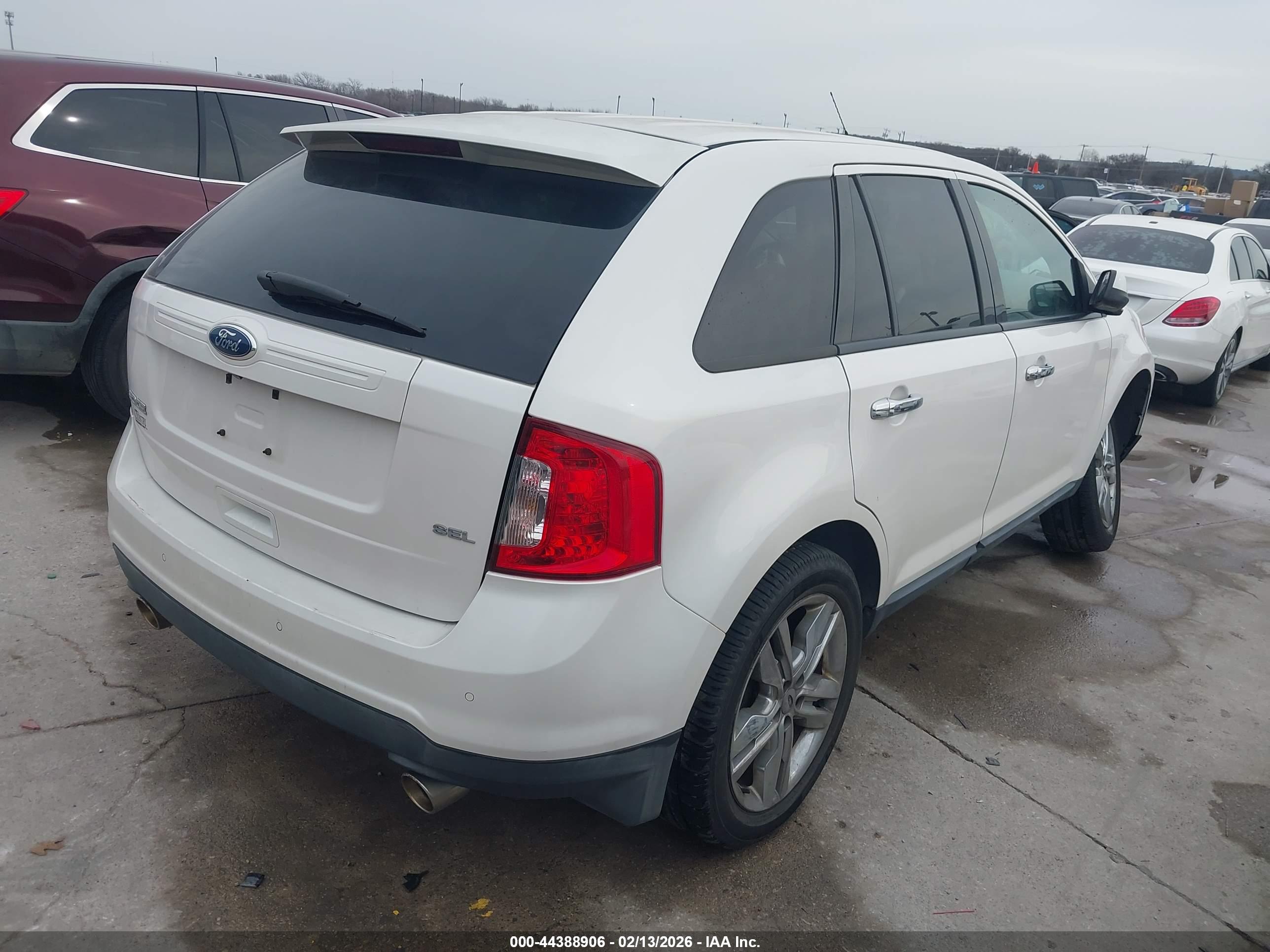 FORD EDGE image 4