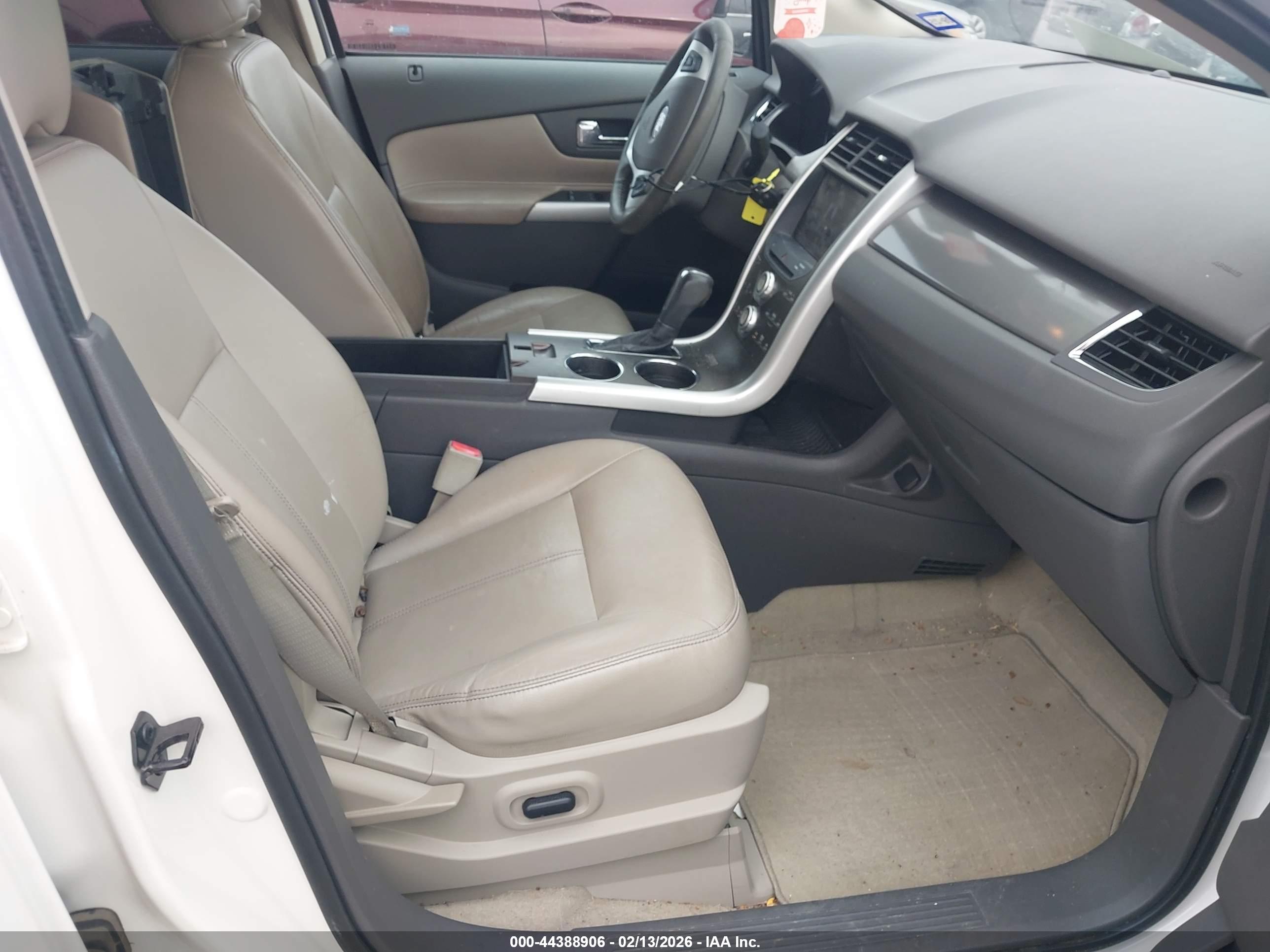 FORD EDGE image 5