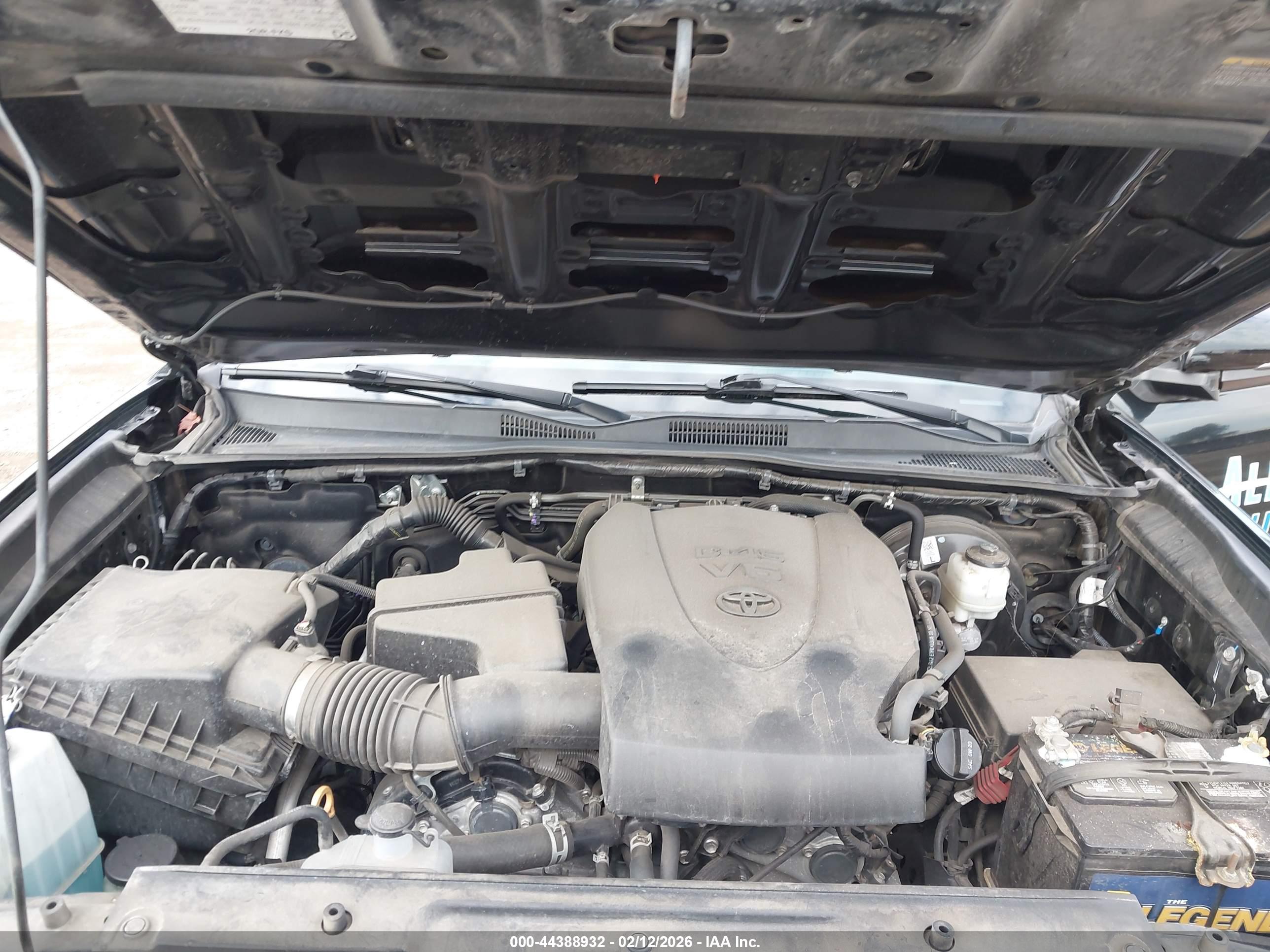 TOYOTA TACOMA image 10