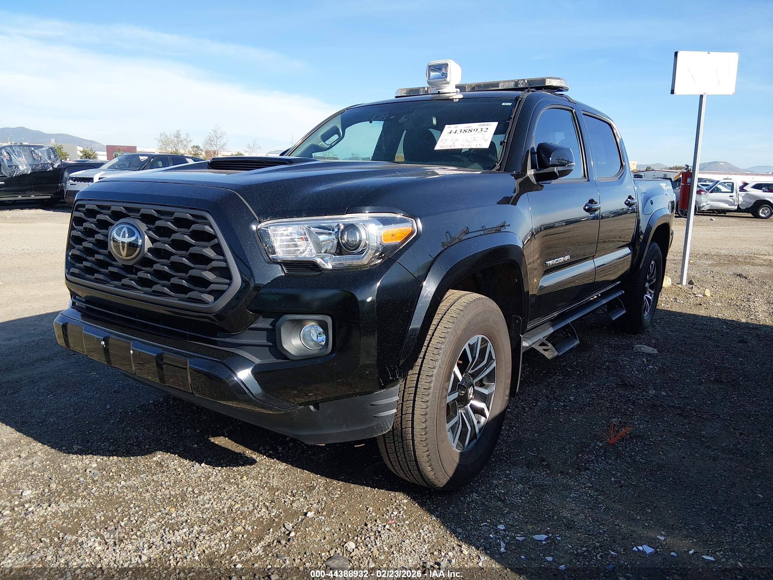 TOYOTA TACOMA image 2