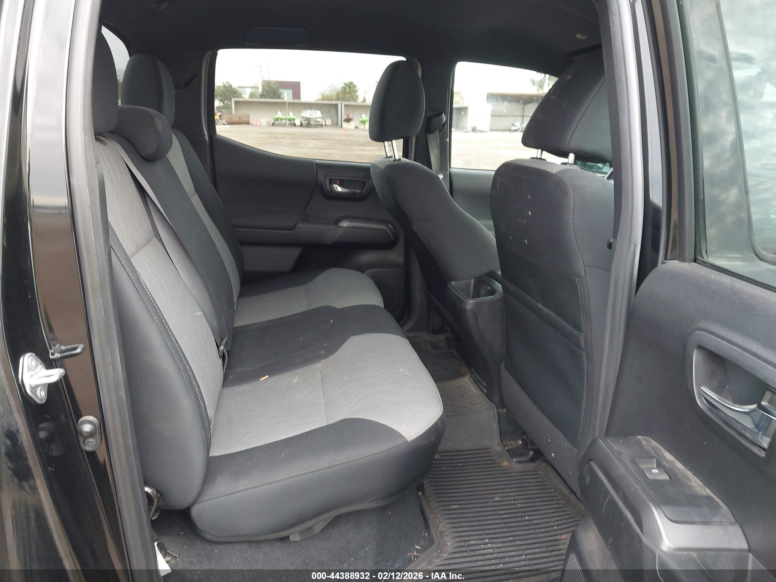 TOYOTA TACOMA image 8