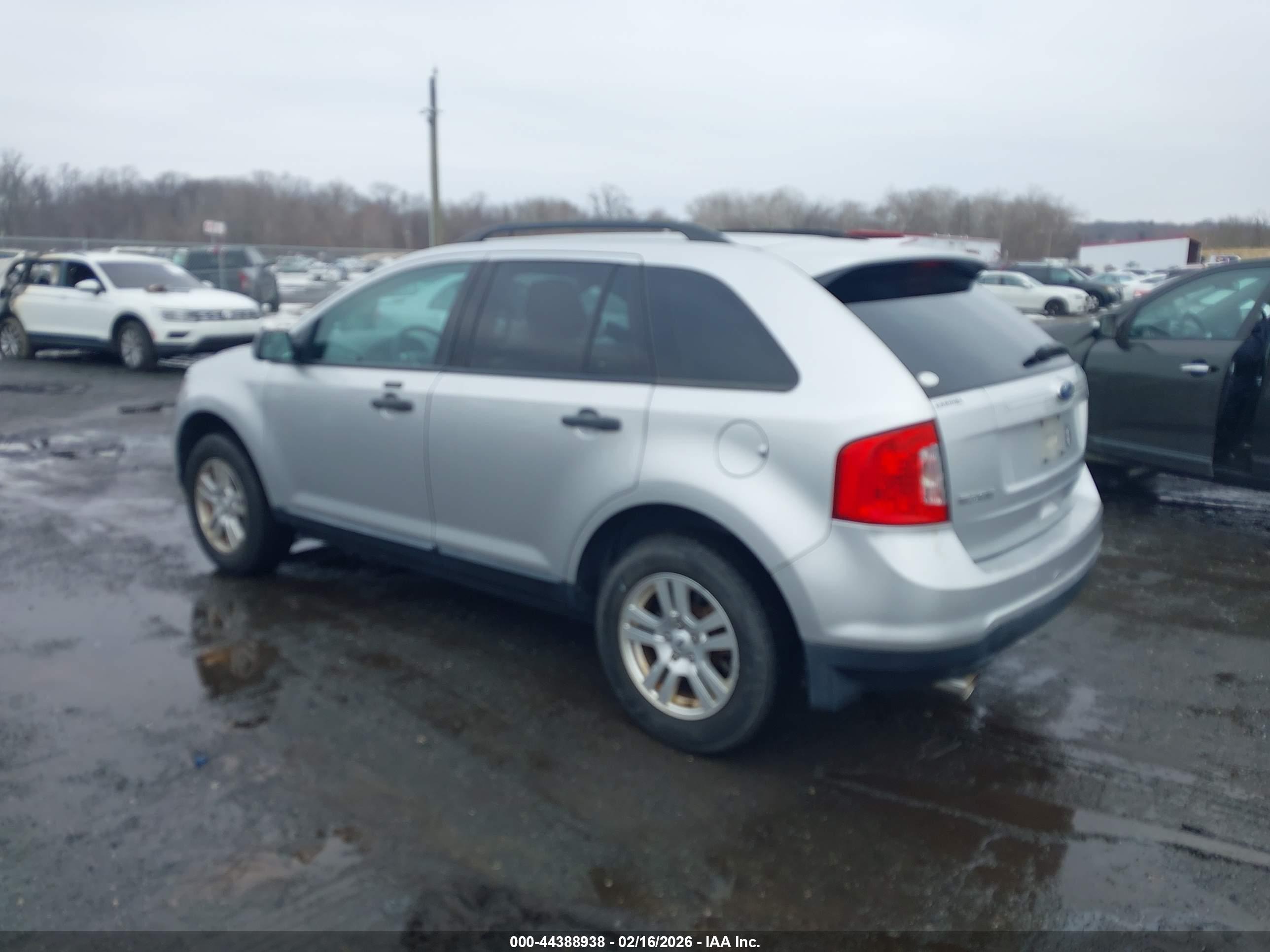 FORD EDGE image 3
