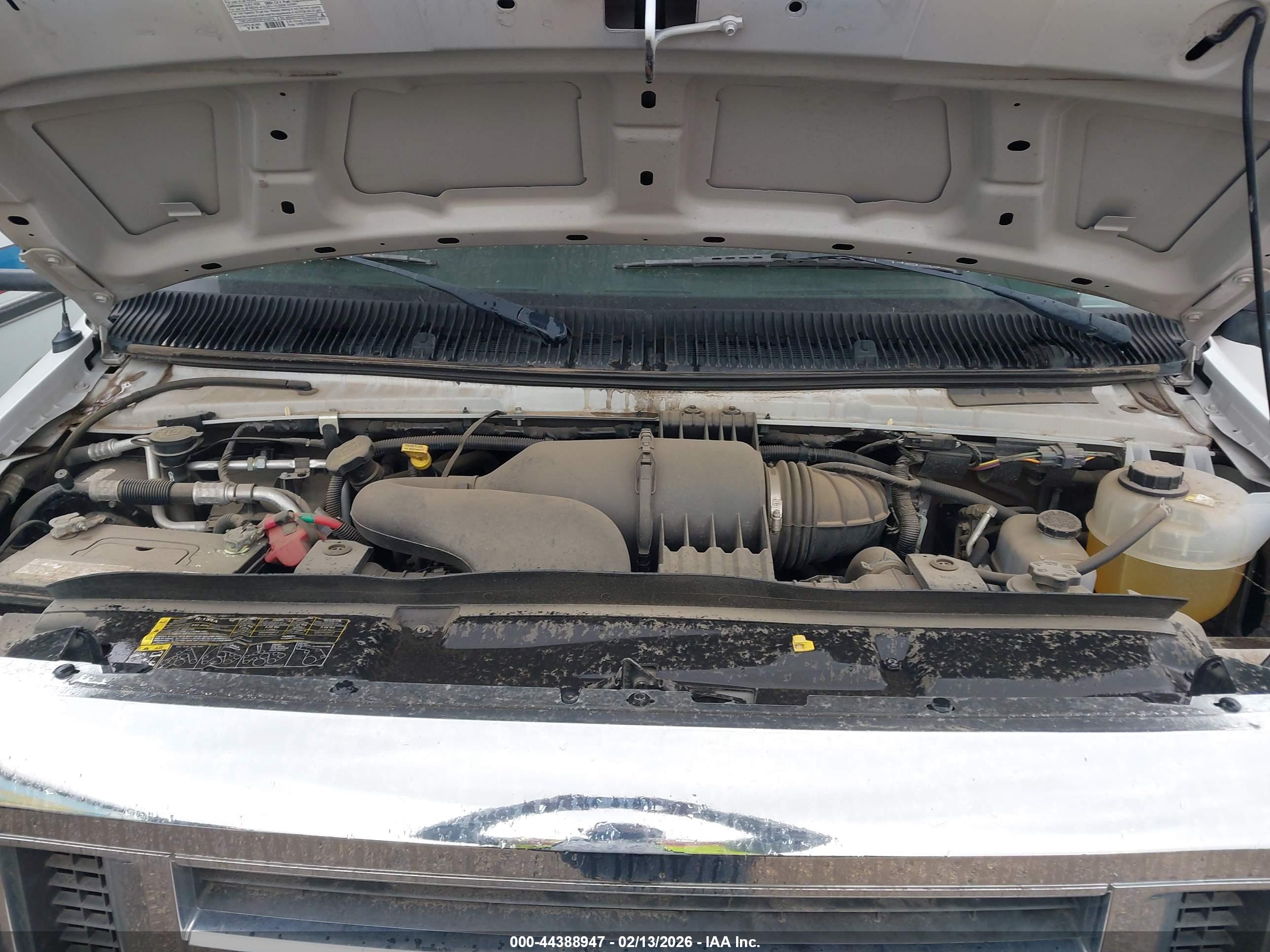 FORD E-350 image 10