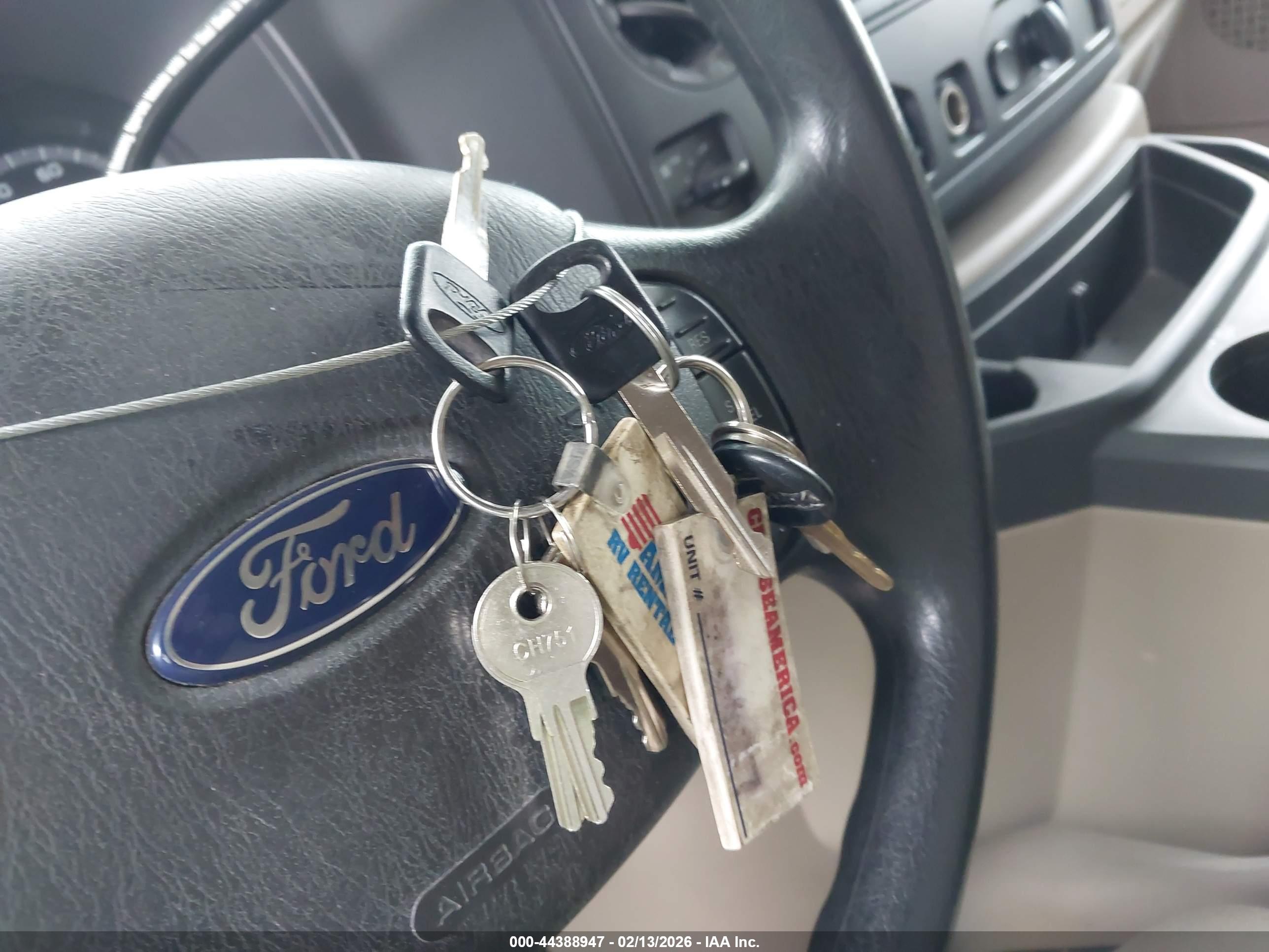 FORD E-350 image 11